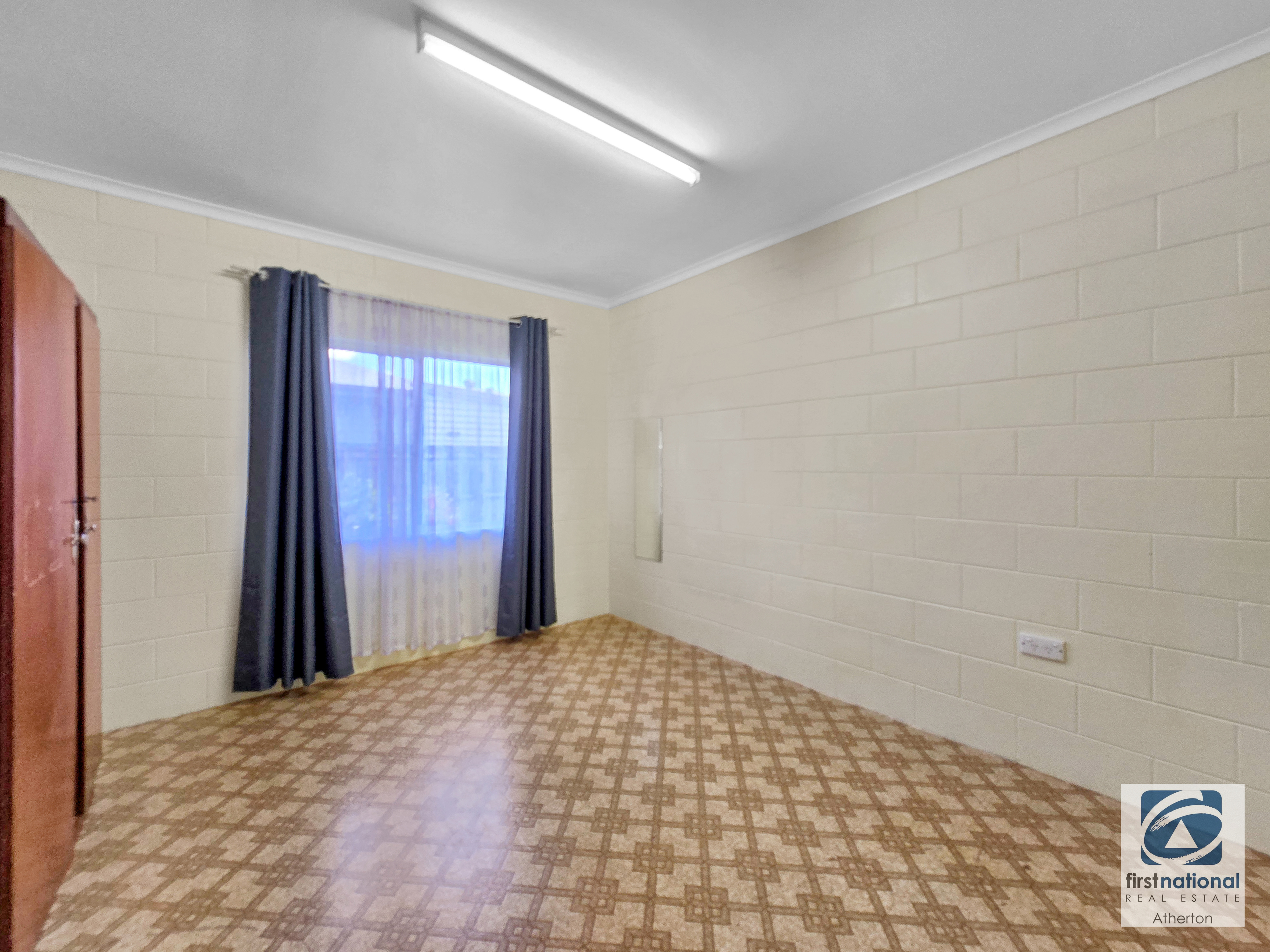 12 Walker Street, Kairi