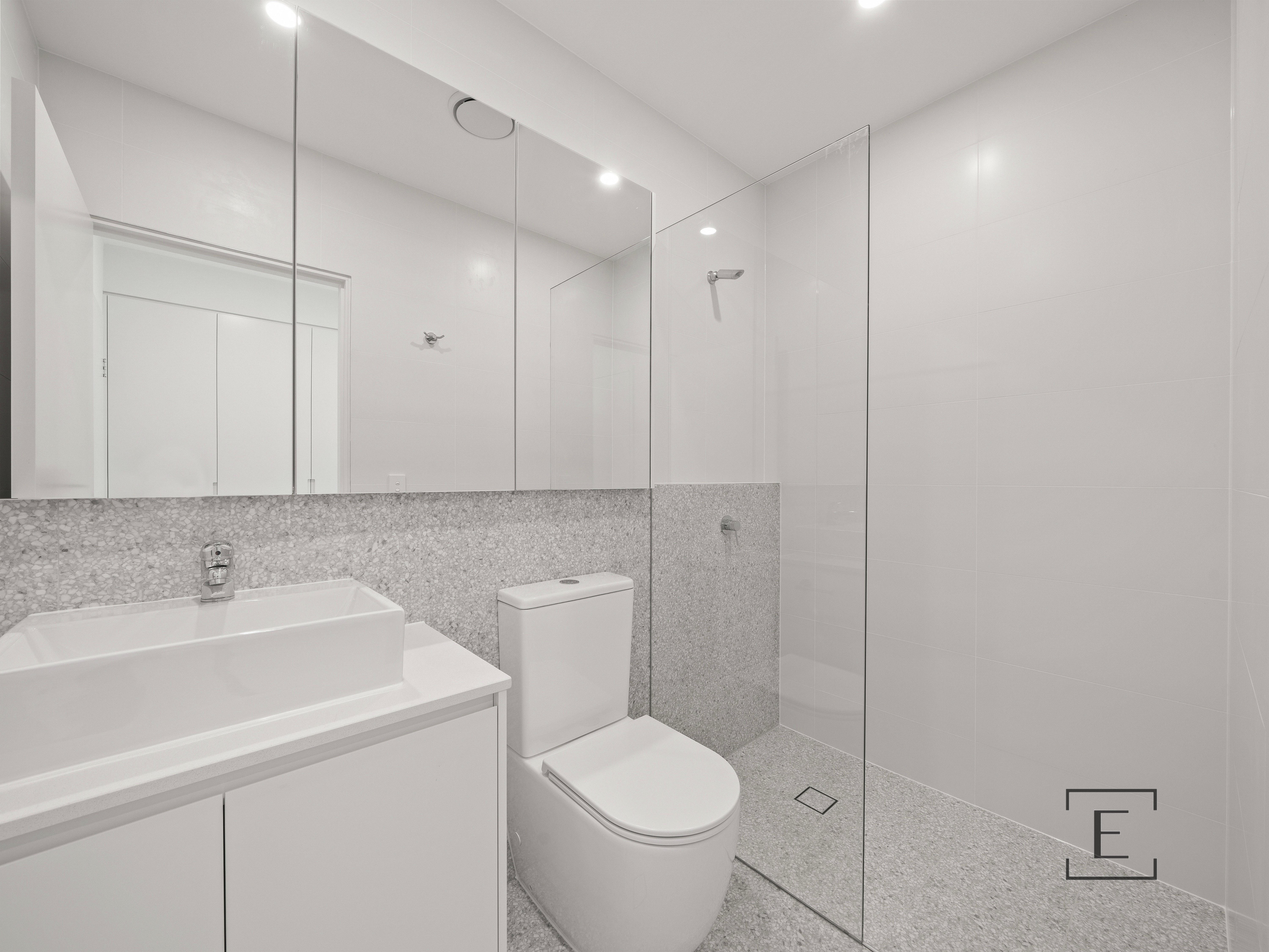 6 Gladys Avenue, Frenchs Forest