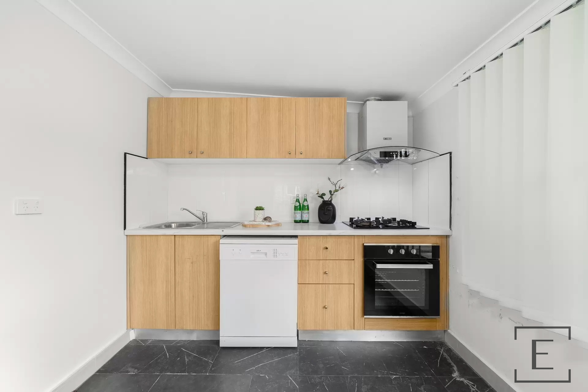 82 Underwood Road, Homebush