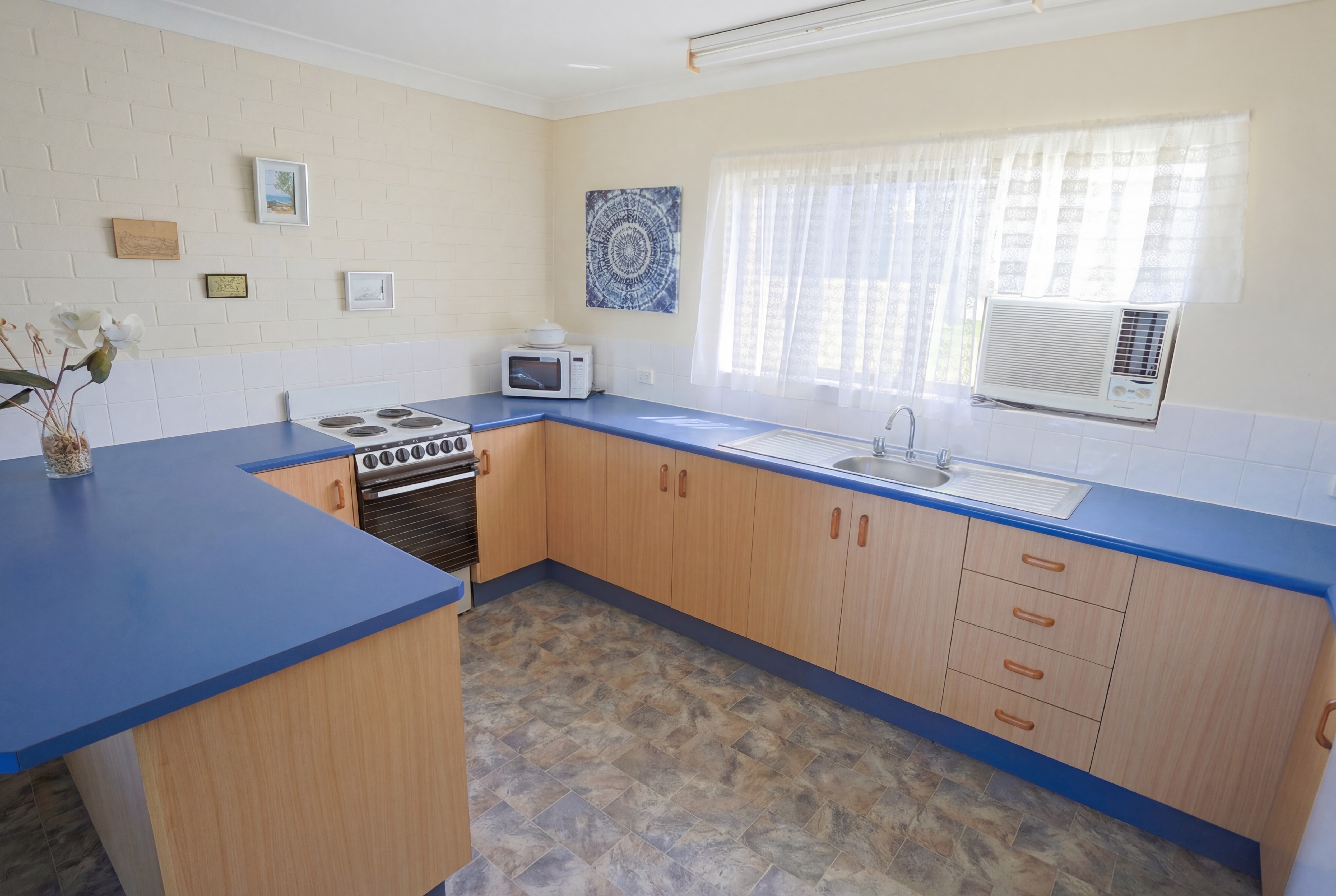 2 / 24 Queen Street, Yeppoon