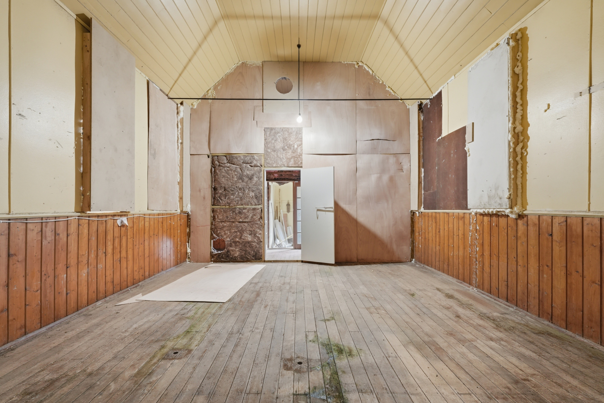 18 Crichton Road, Mount Seymour