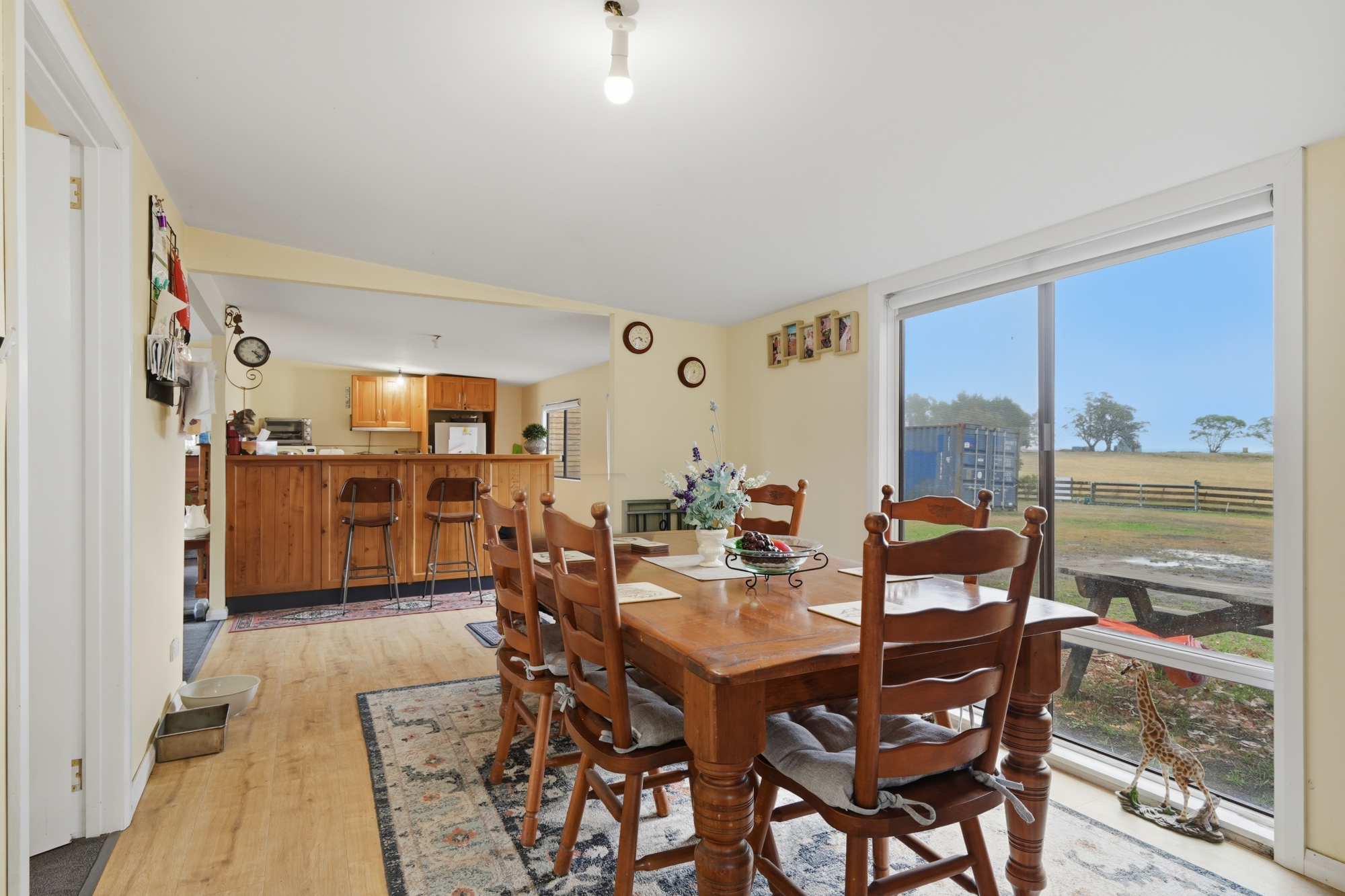 18 Crichton Road, Mount Seymour