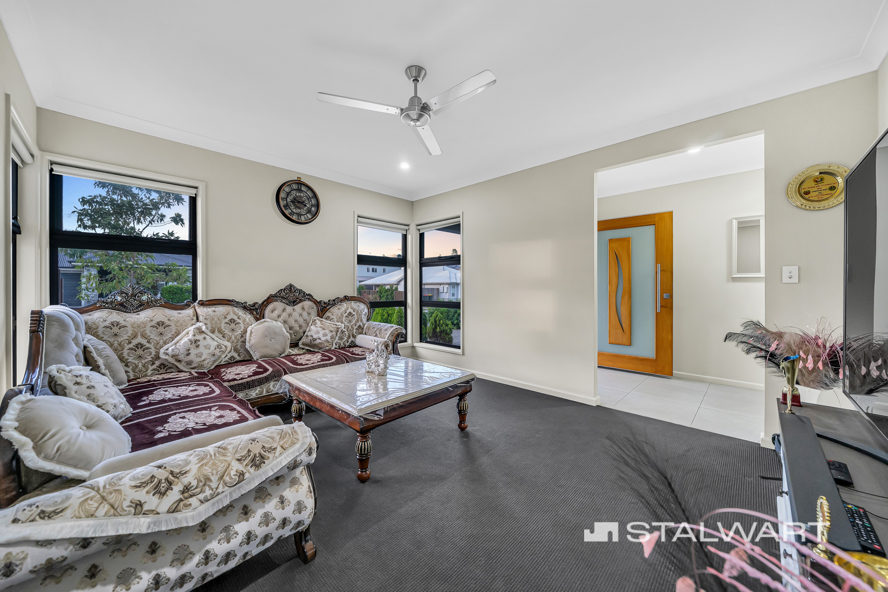 115 Teal Circuit, GREENBANK, Greenbank - Thumbnail 4