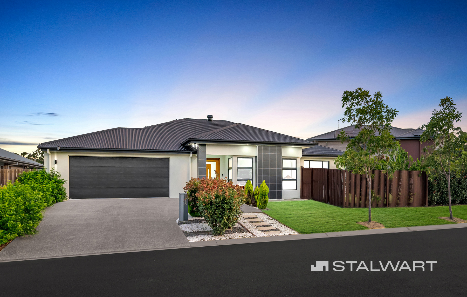 115 Teal Circuit, GREENBANK, Greenbank - Thumbnail 2