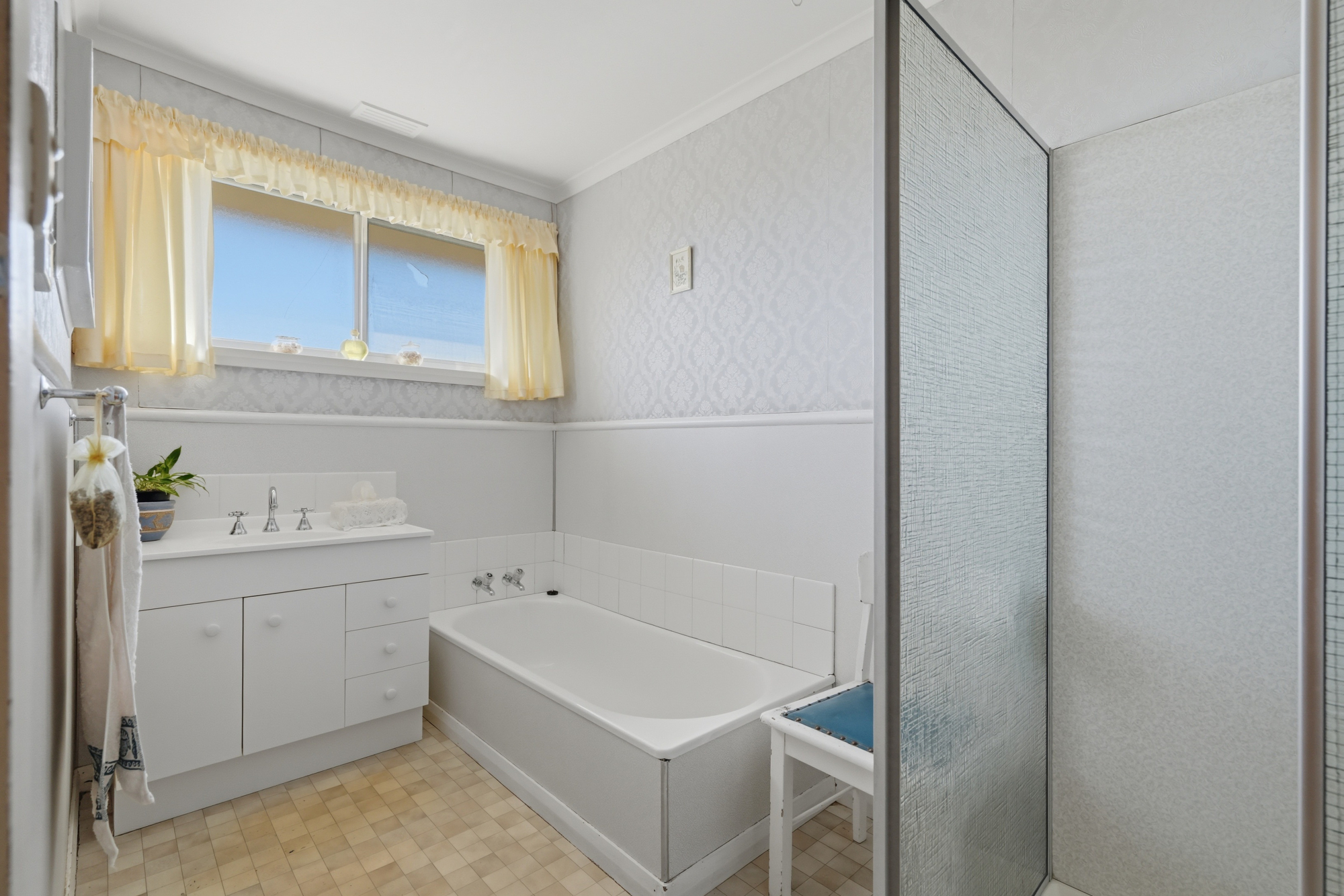 33 South Street, George Town