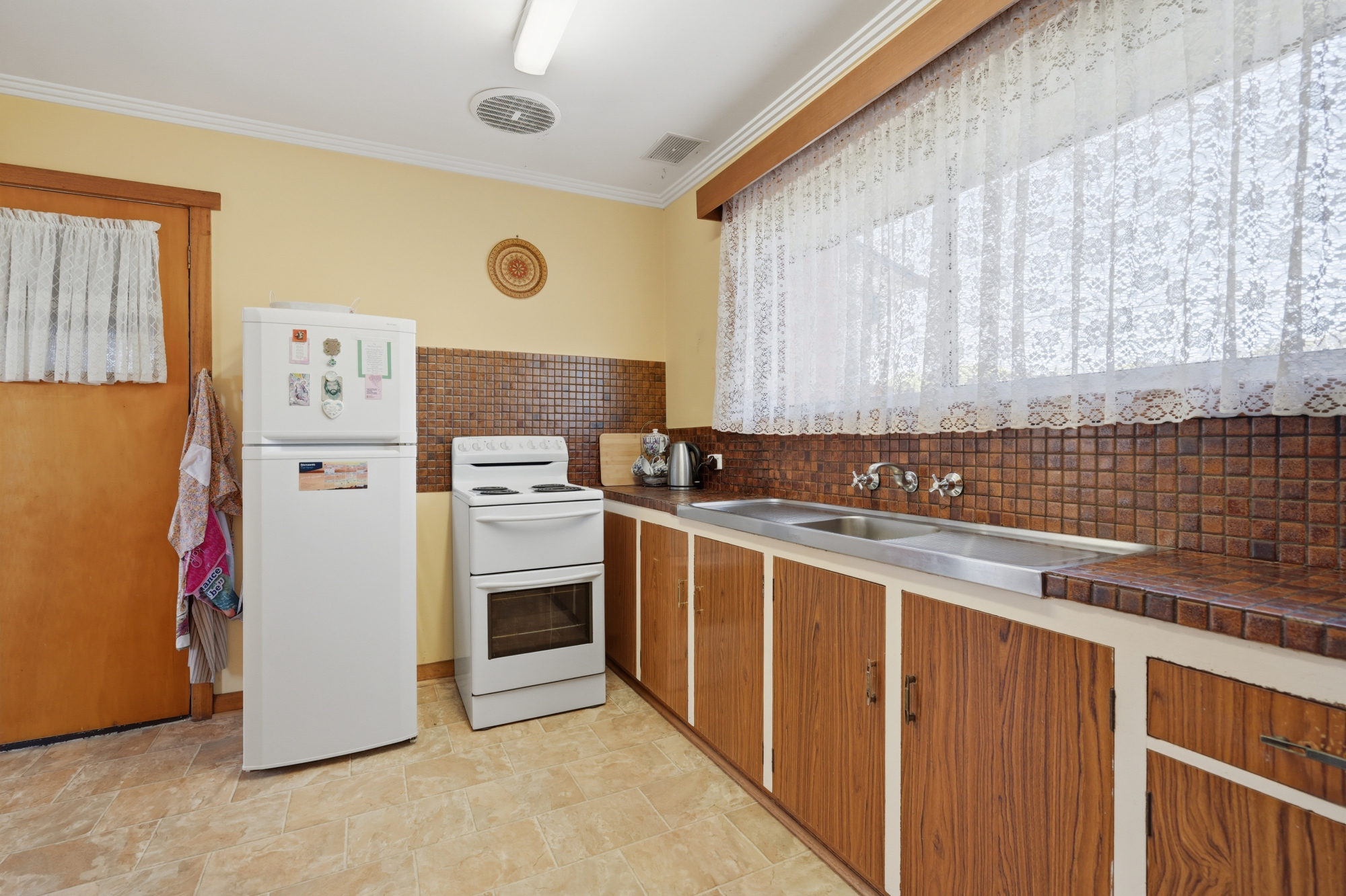 33 South Street, George Town