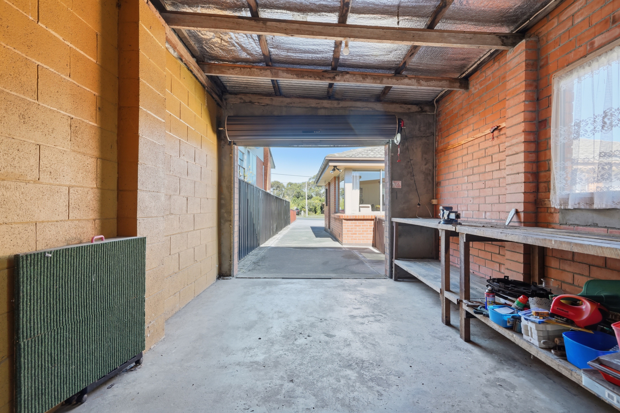 33 South Street, George Town