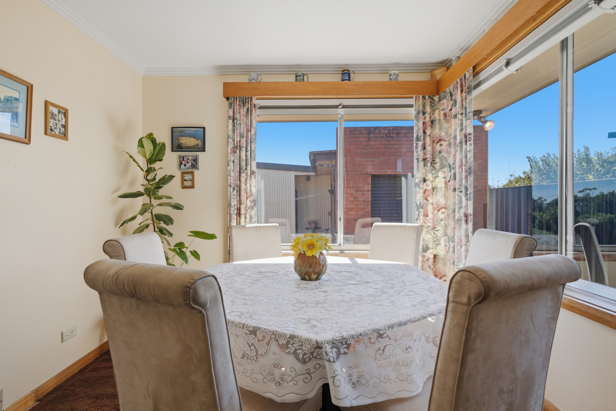 33 South Street, George Town