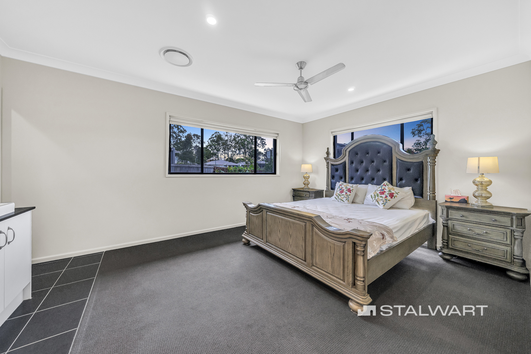 115 Teal Circuit, GREENBANK, Greenbank - Thumbnail 7