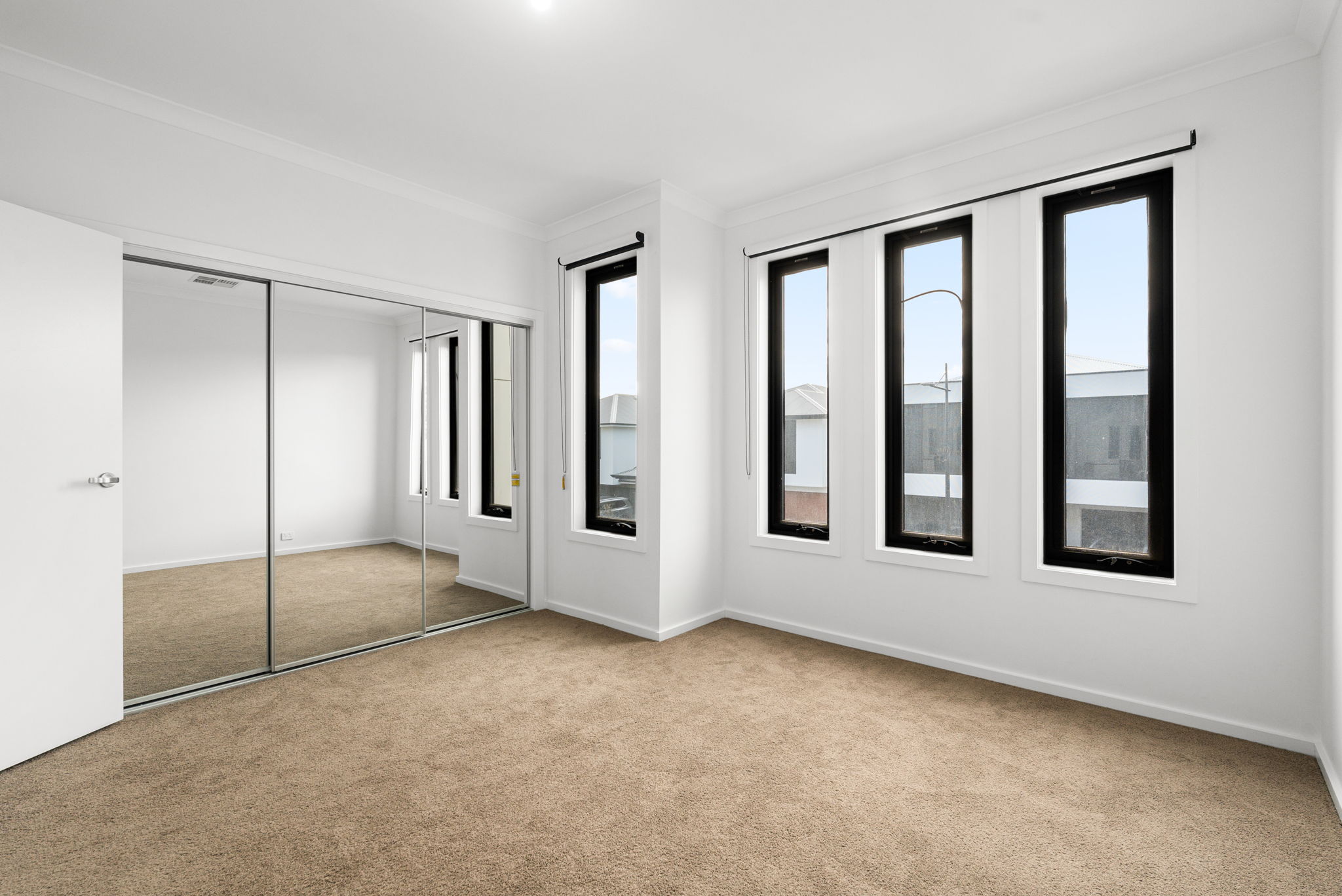 26 Graduation Parade, Taperoo