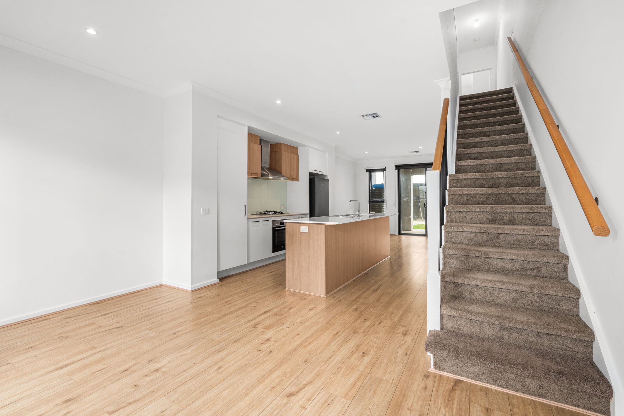 26 Graduation Parade, Taperoo