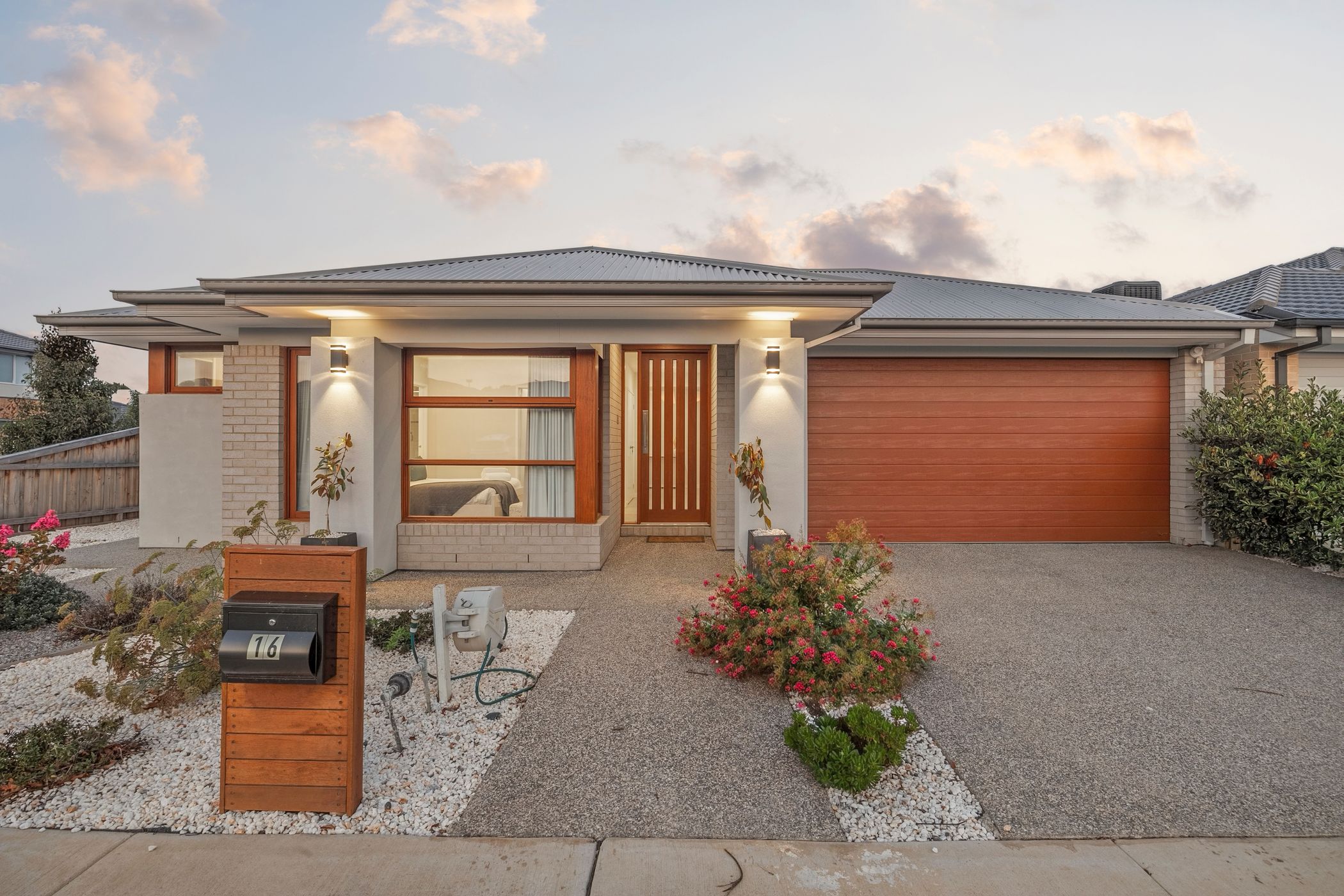 Listing image for 16 Pollen Street, MOUNT DUNEED  VIC  3217