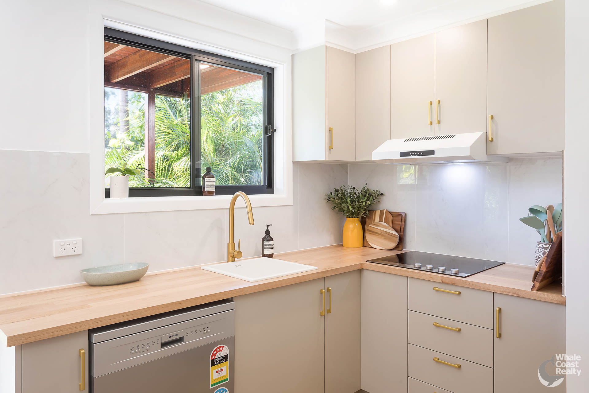 7 Lakeside Drive, Kianga