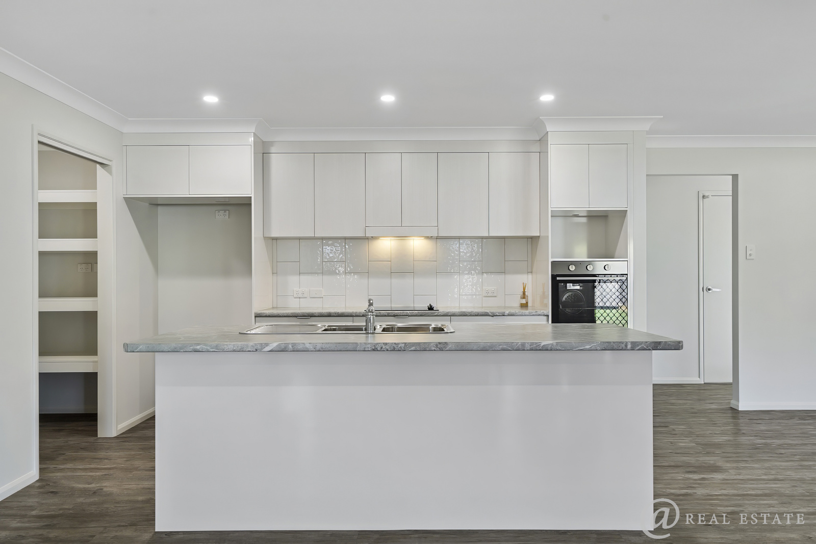 5 Burlington Street , Lammermoor