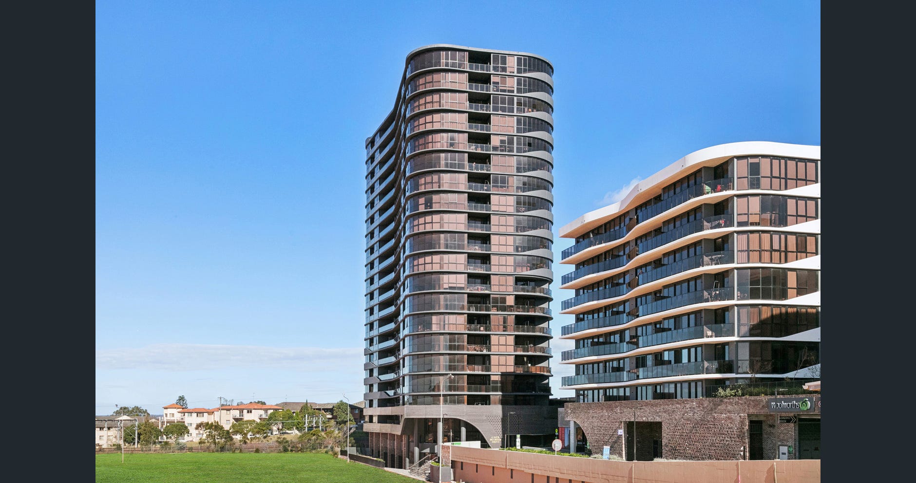15 Jack Brabham Drive - Main View 9