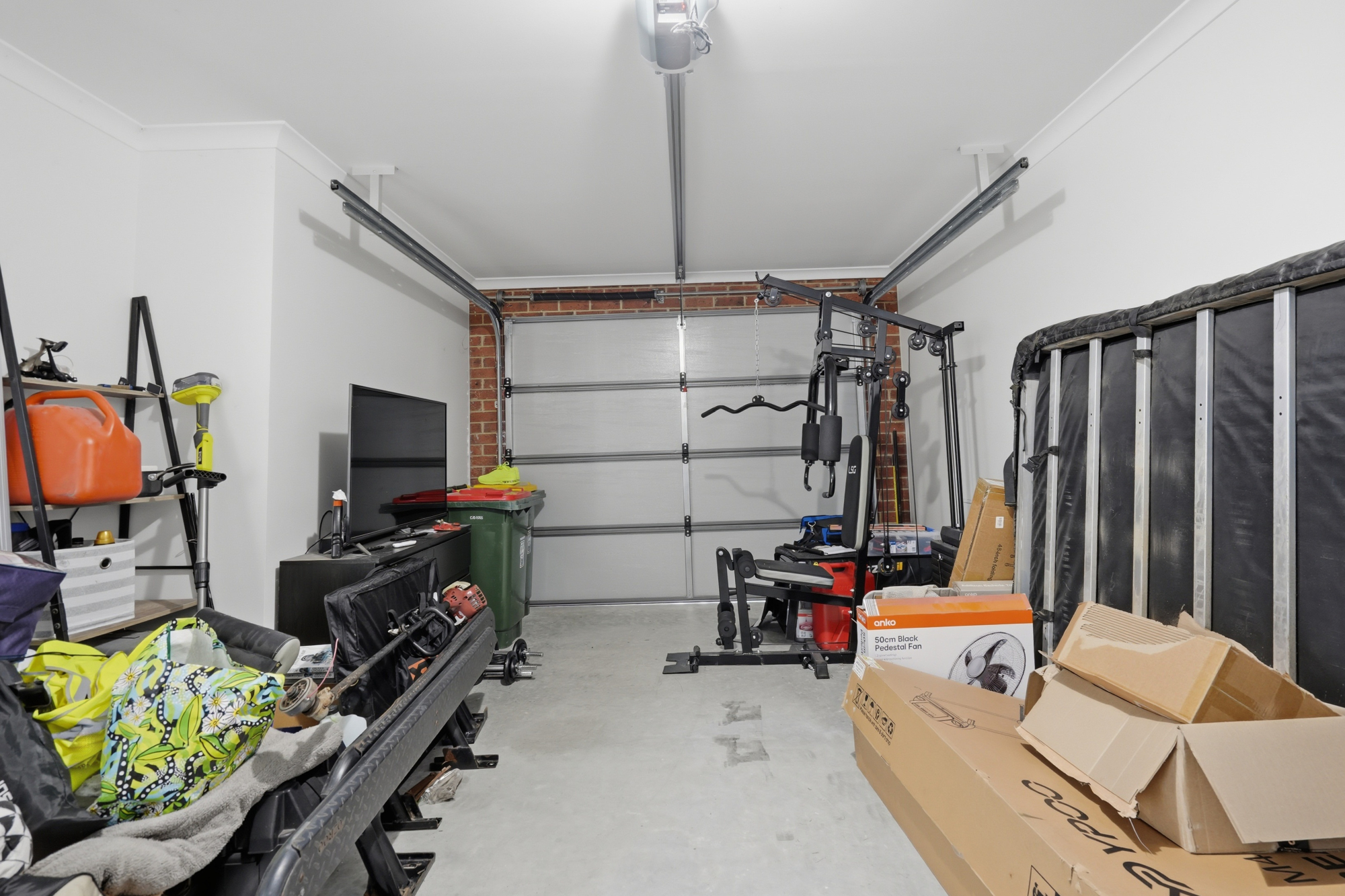 12 Axton Close, George Town