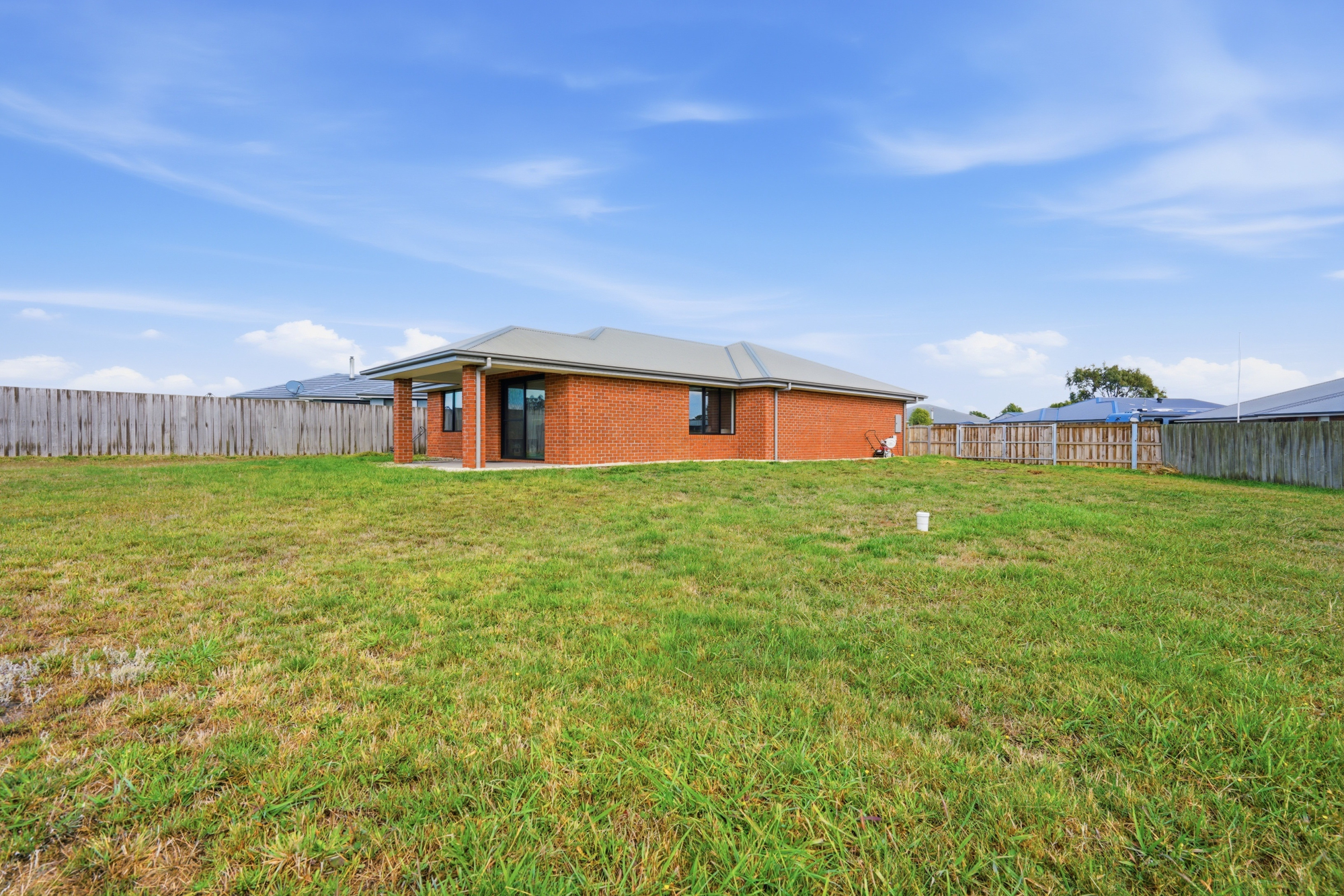 12 Axton Close, George Town