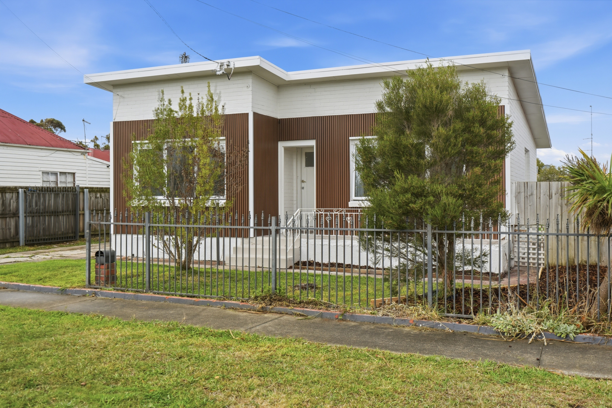 14 Cimitiere Street, George Town