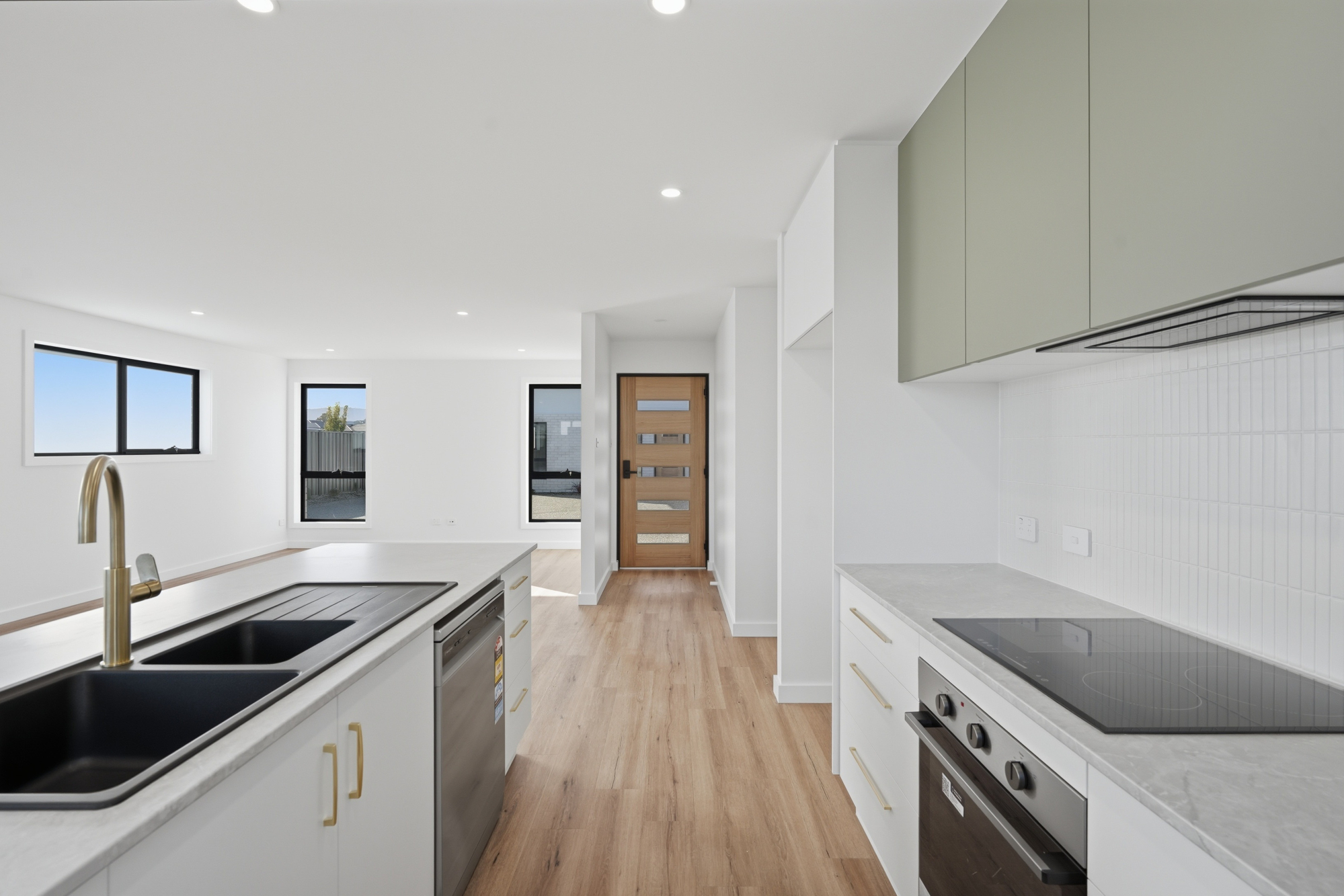 2 / 8 Imogen Court, Legana