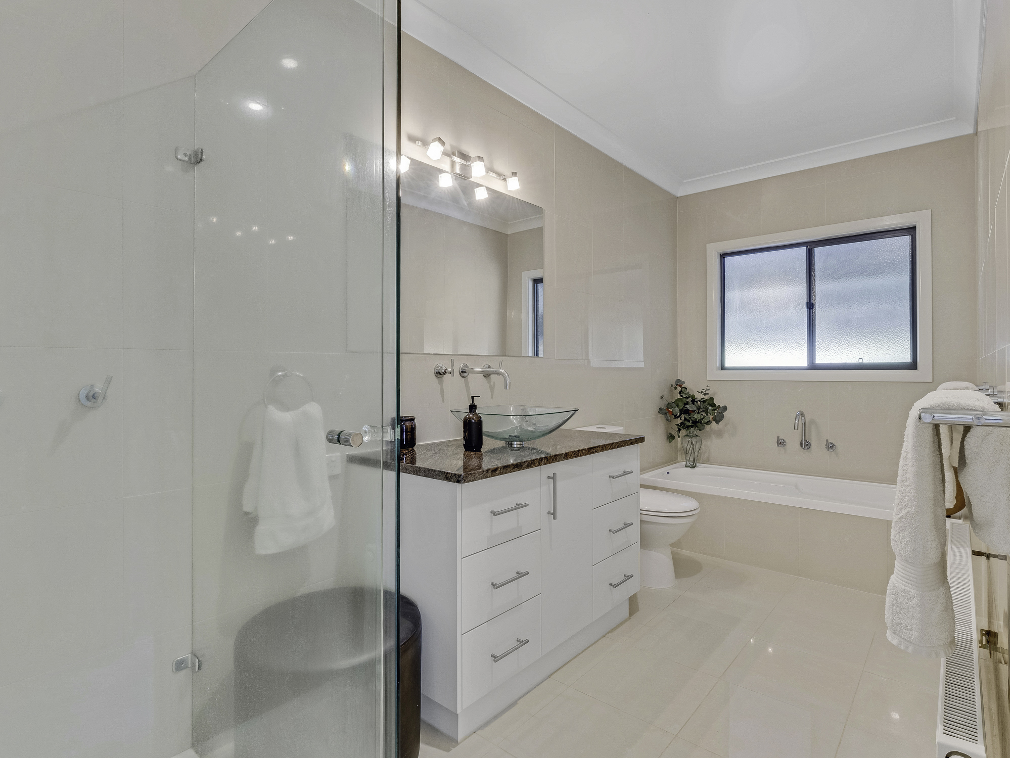 2269 Snow Road, Markwood
