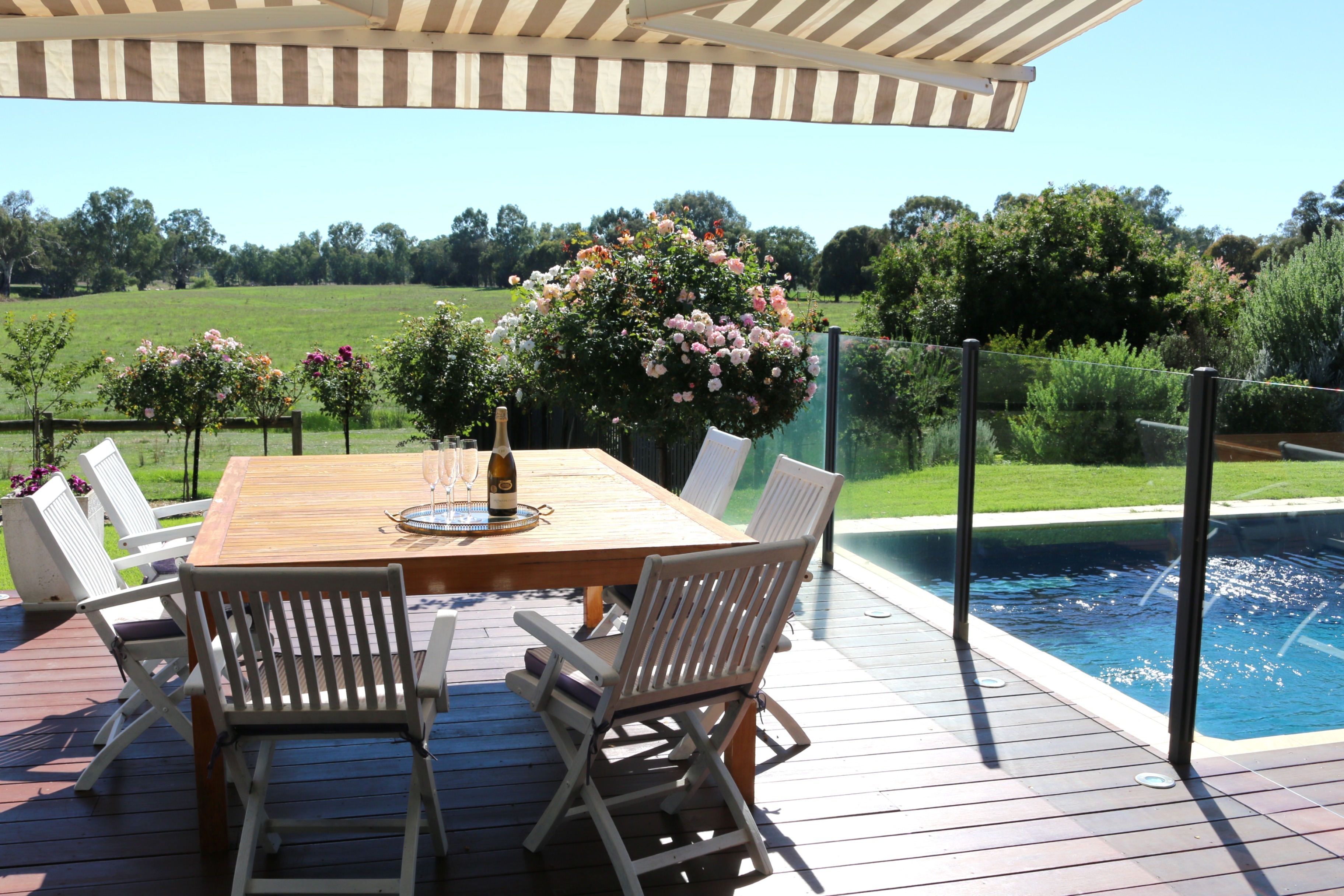 2269 Snow Road, Markwood