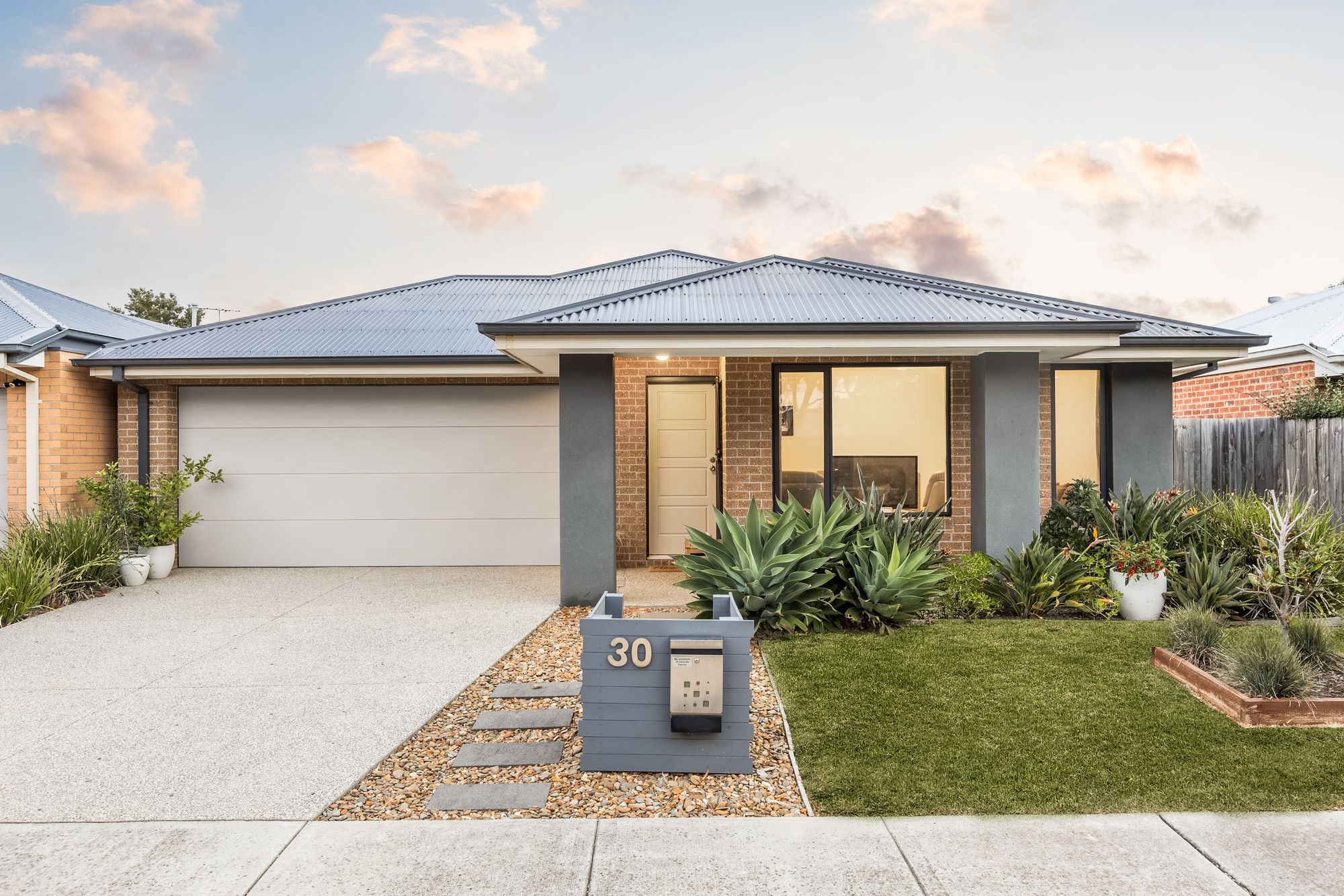 Listing image for 30 Rocky Point Road, ARMSTRONG CREEK  VIC  3217