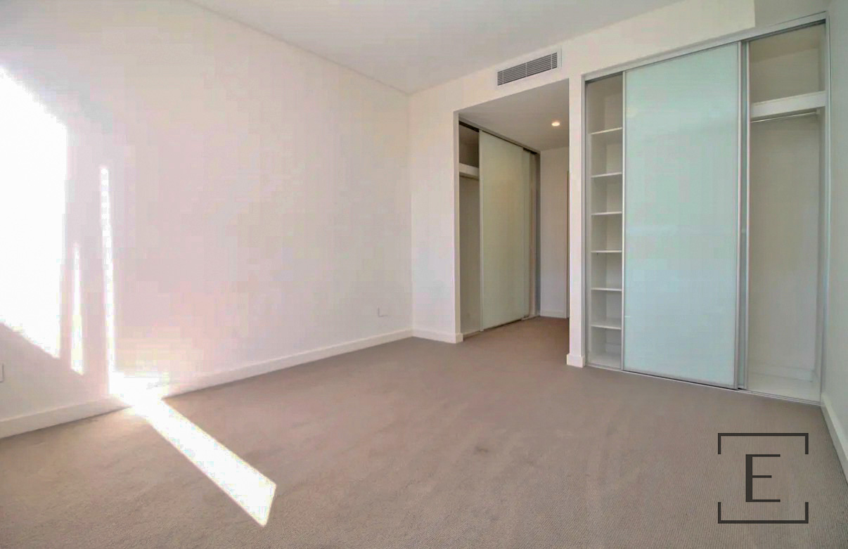 701 / 19 Verona Drive, Wentworth Point