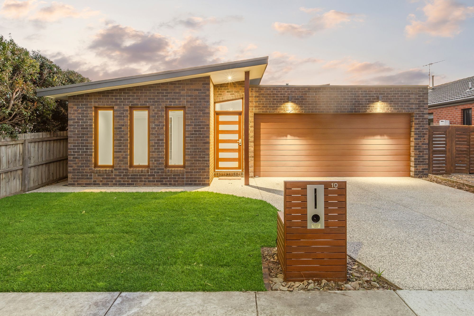 Listing image for 10 Creekward Drive, ARMSTRONG CREEK  VIC  3217