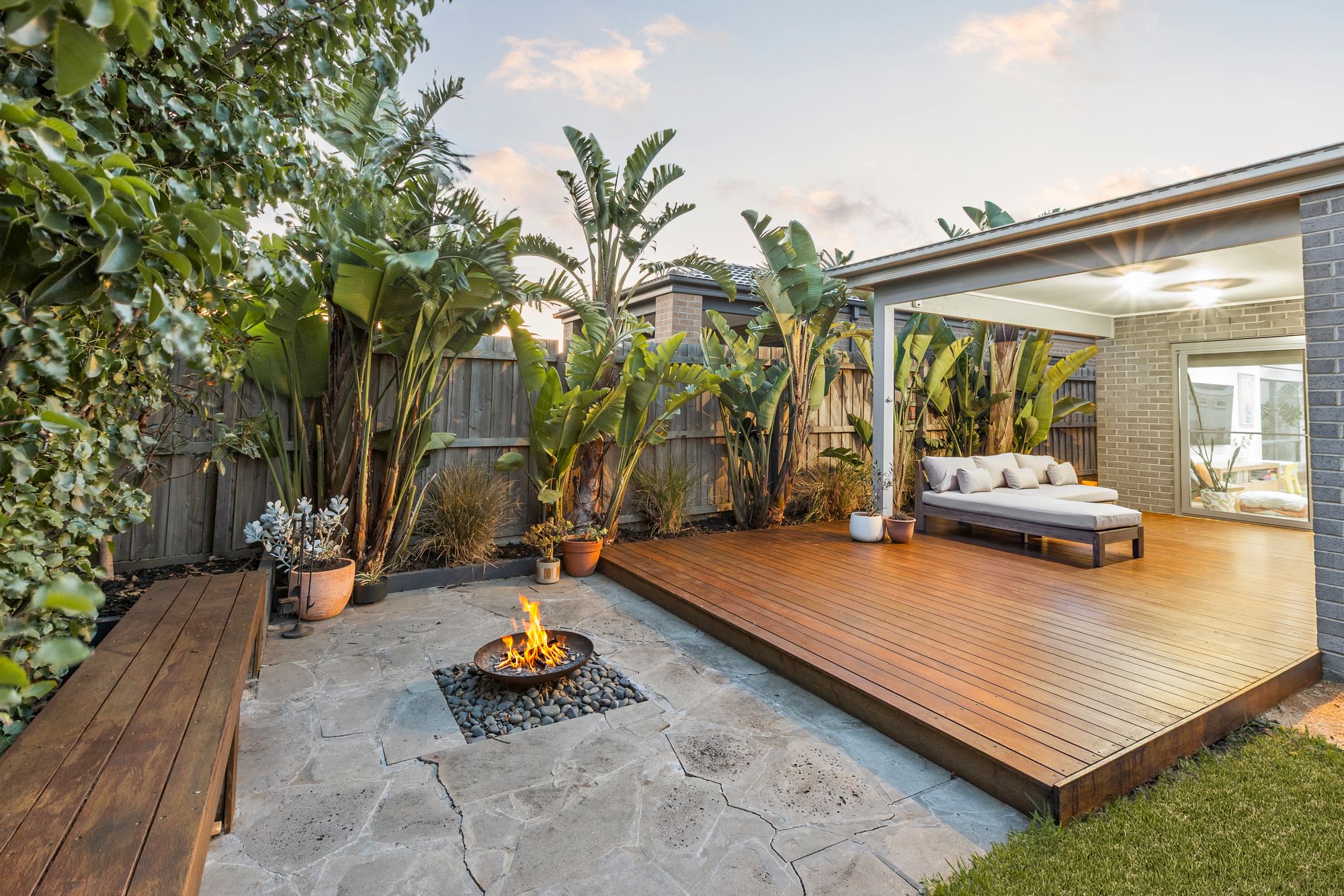 Listing image for 25 Snedden Street, ARMSTRONG CREEK  VIC  3217