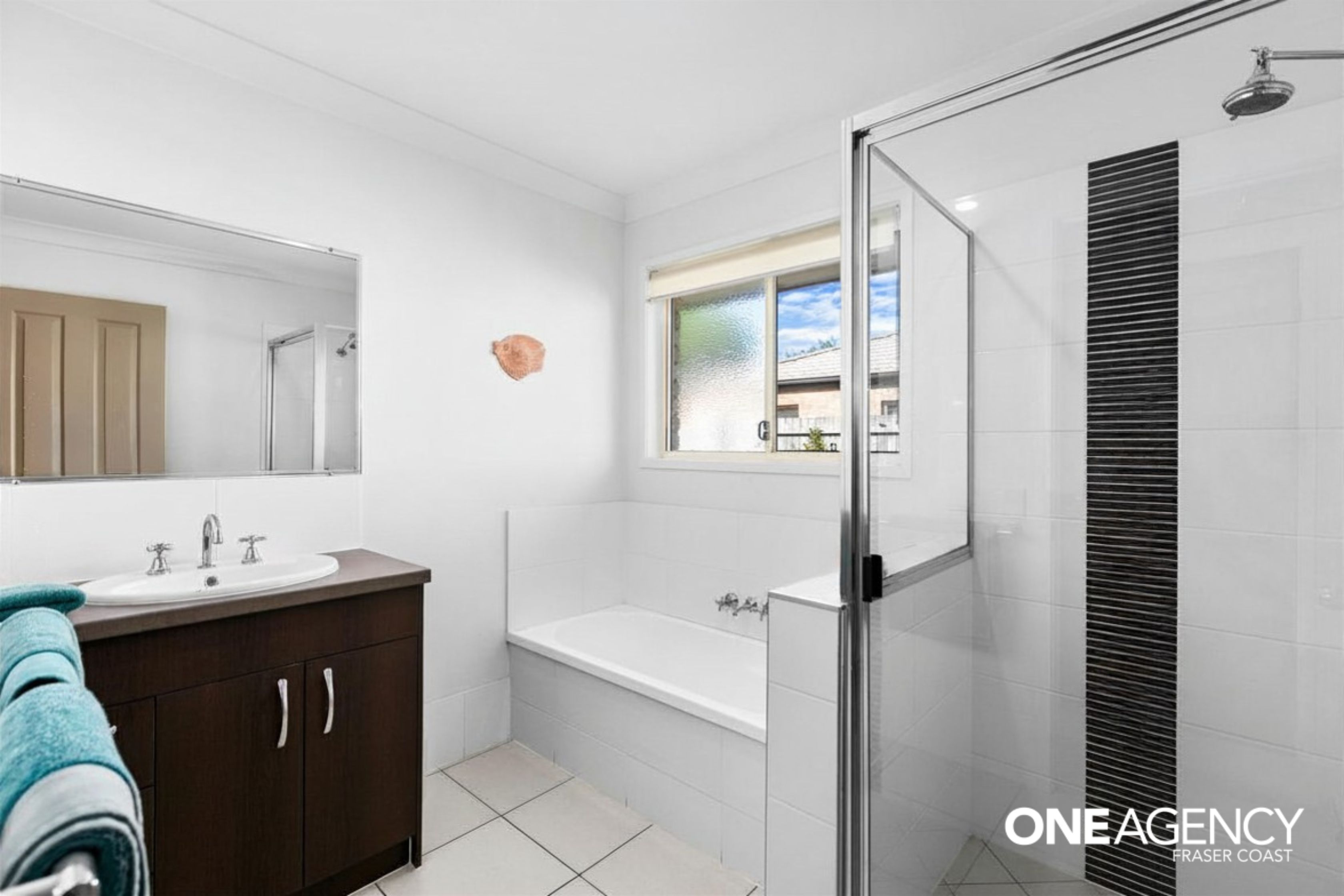 126 / 230 Pulgul Street, Urangan