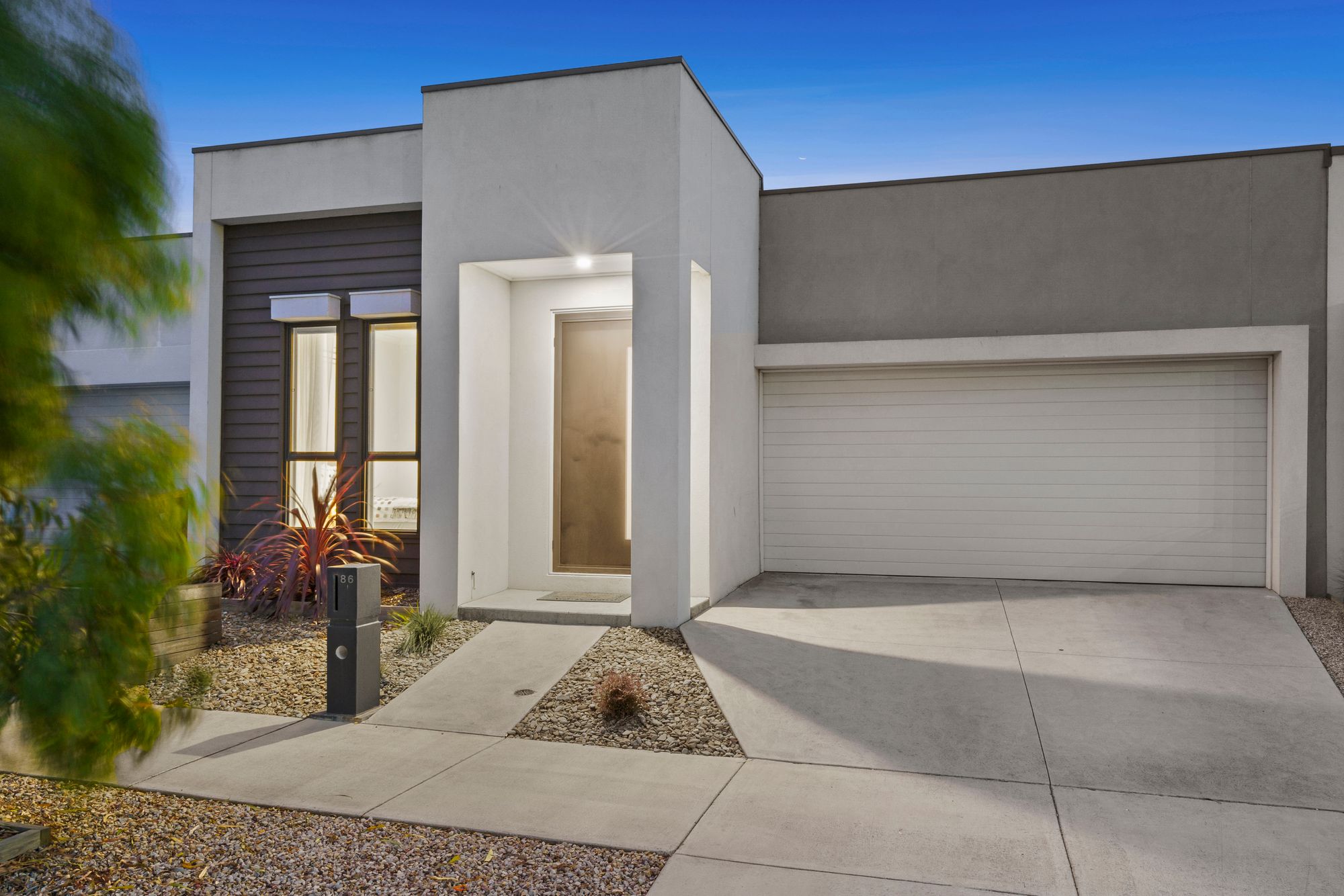 Listing image for 86 Beaumont Avenue, CHARLEMONT  VIC  3217