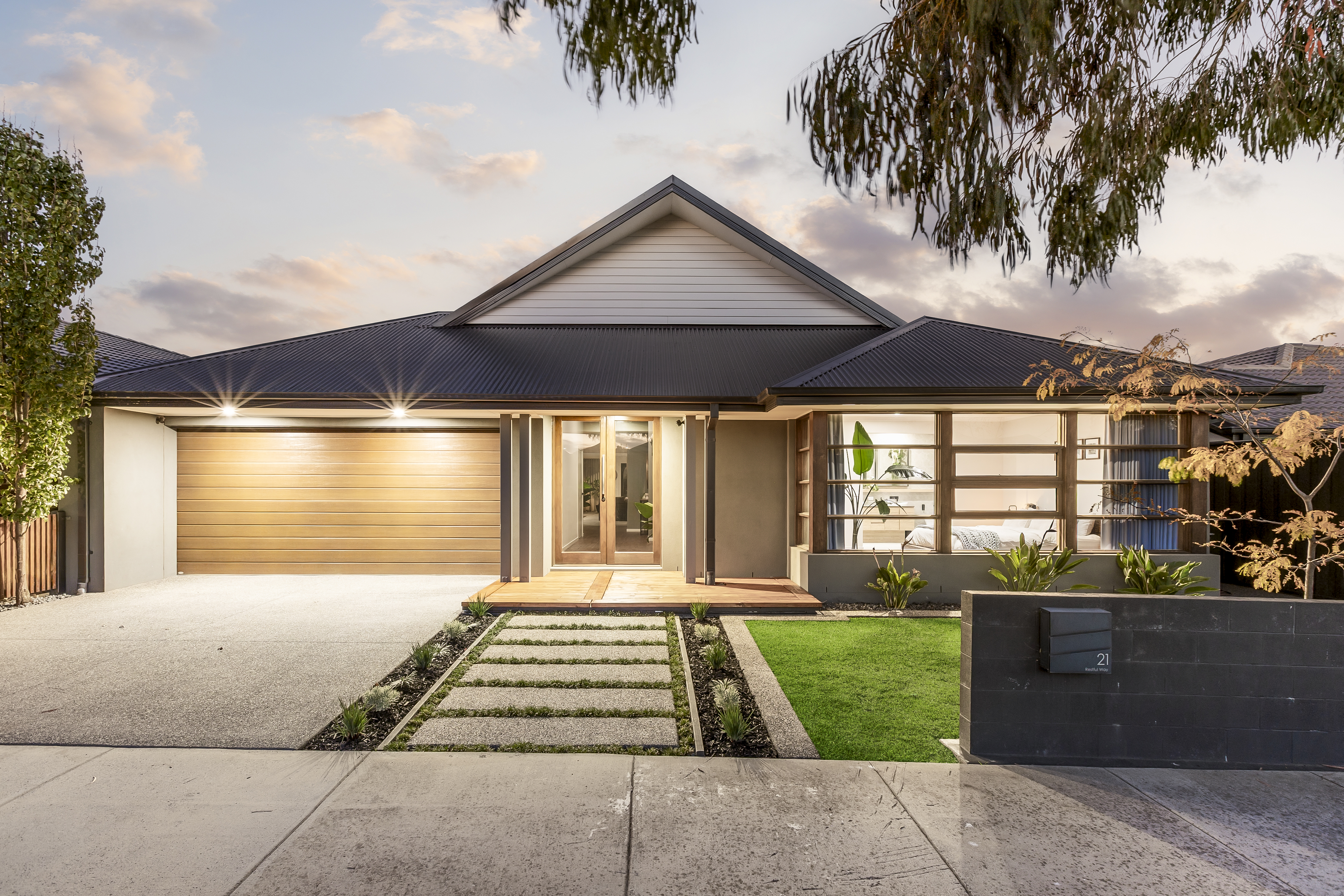 Listing image for 21 Restful Way, ARMSTRONG CREEK  VIC  3217