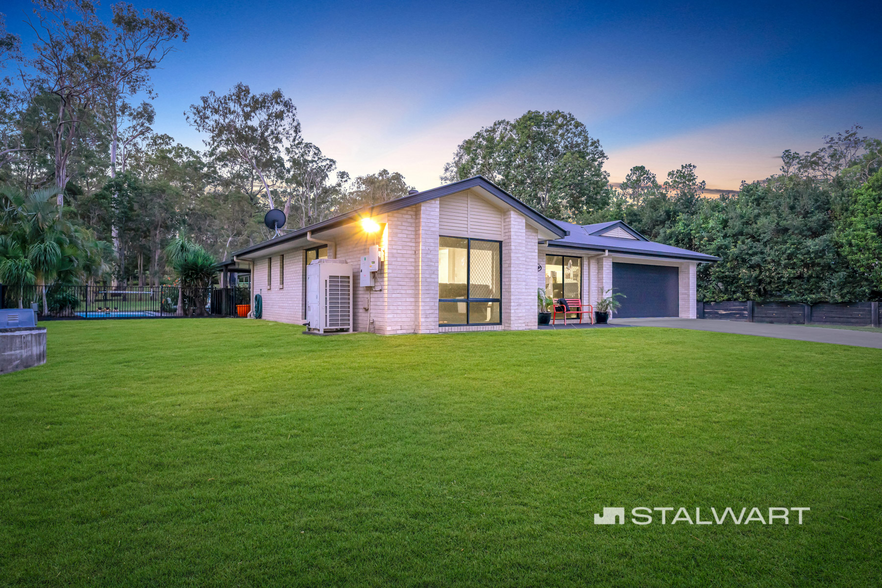 286-290 Andrew Road, GREENBANK, Greenbank - Thumbnail 5