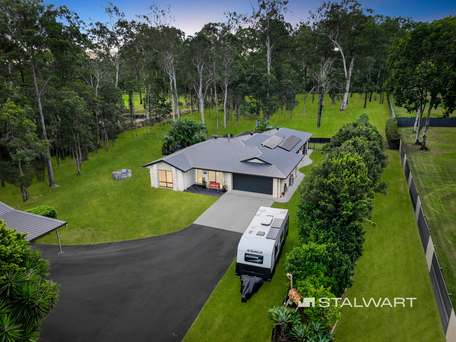 286-290 Andrew Road, GREENBANK, Greenbank - Thumbnail 2