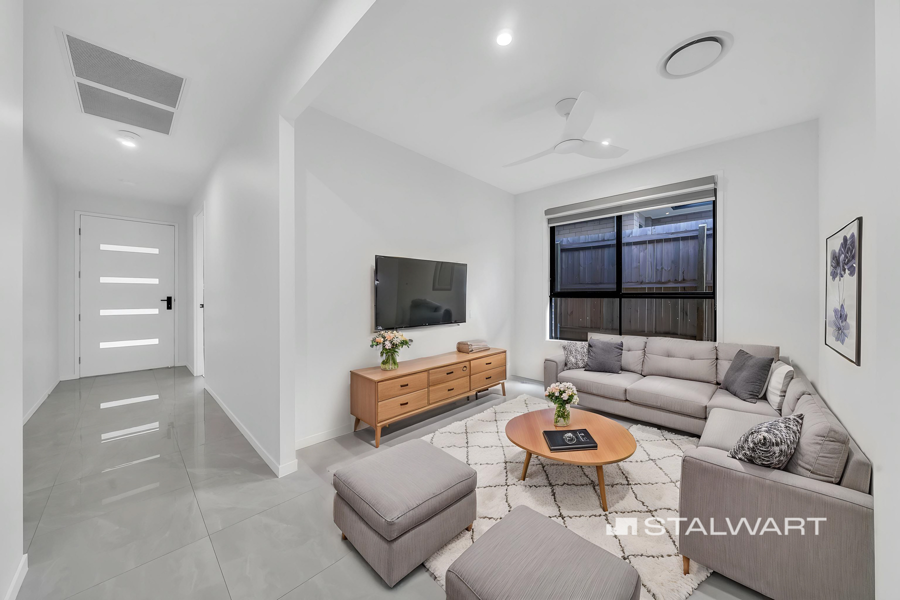11 Illawarra Rd, GREENBANK, Greenbank - Thumbnail 4