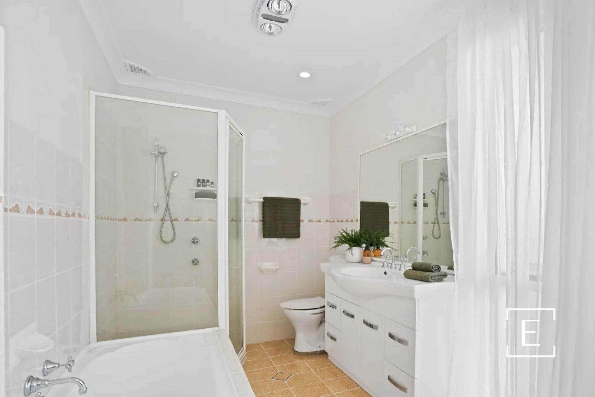 175 Caroline Chisholm Drive, Winston Hills