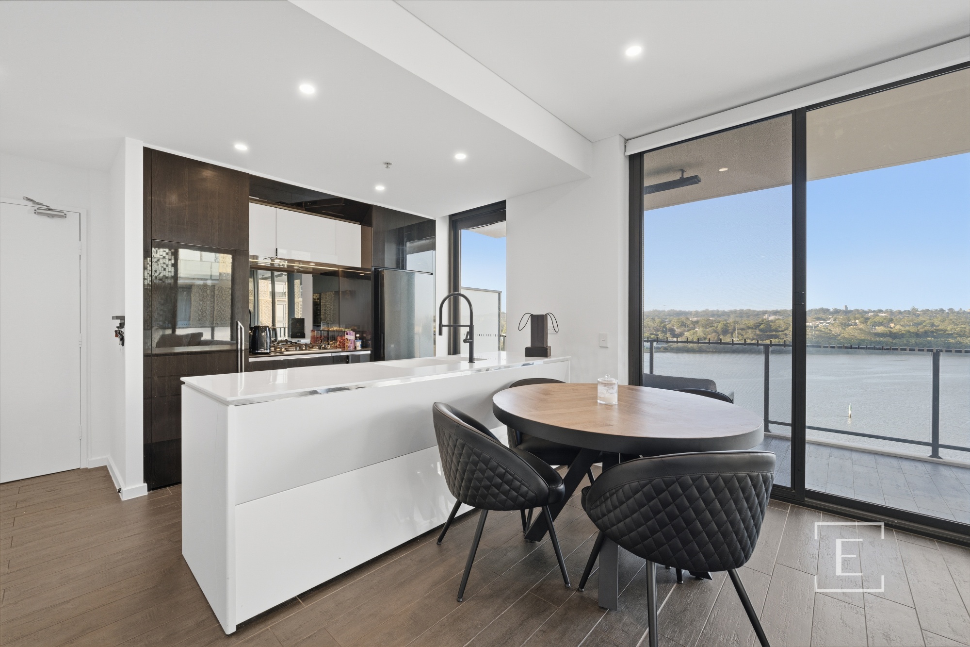 805 / 1A Burroway Road, Wentworth Point
