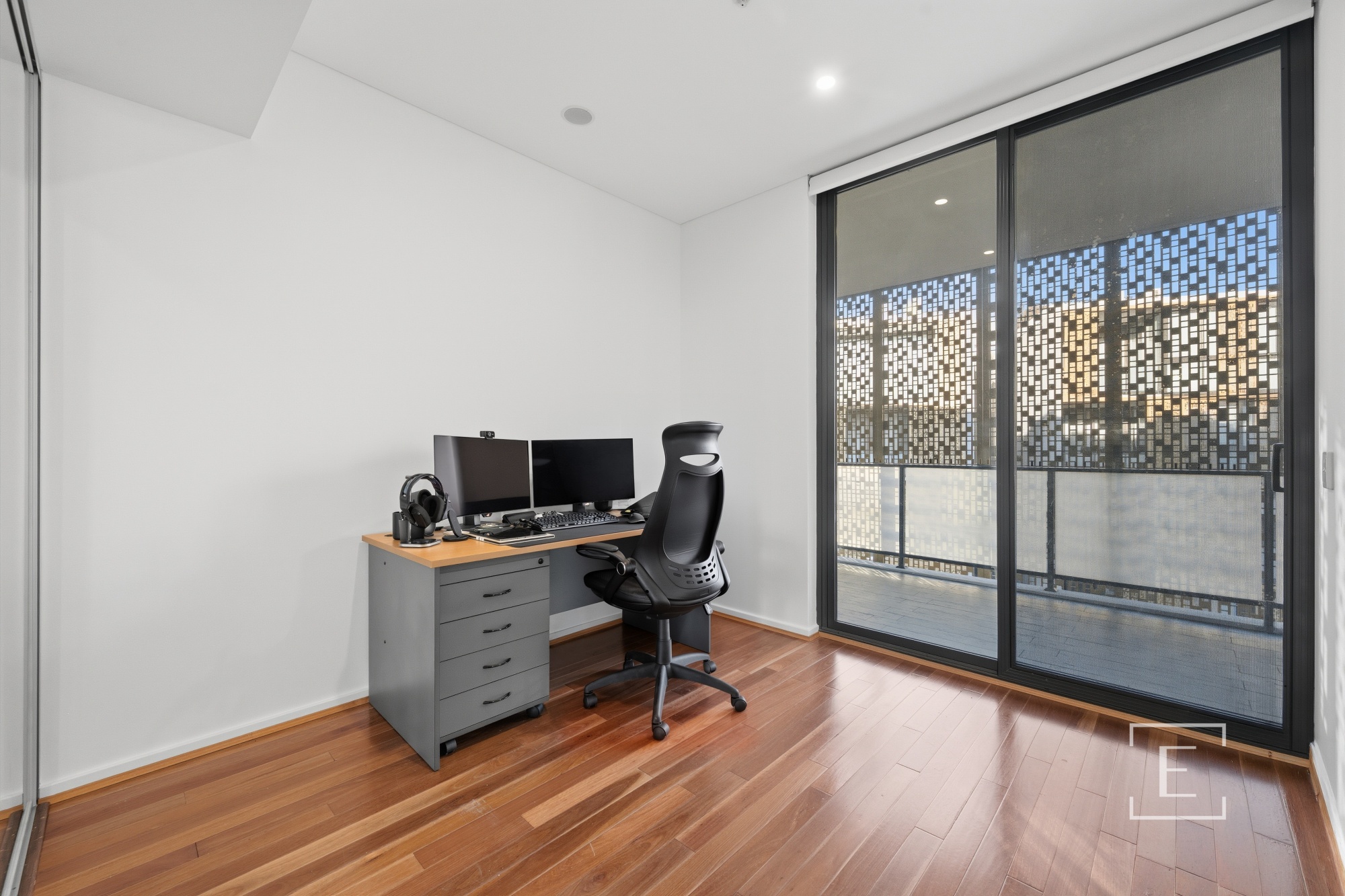 805 / 1A Burroway Road, Wentworth Point