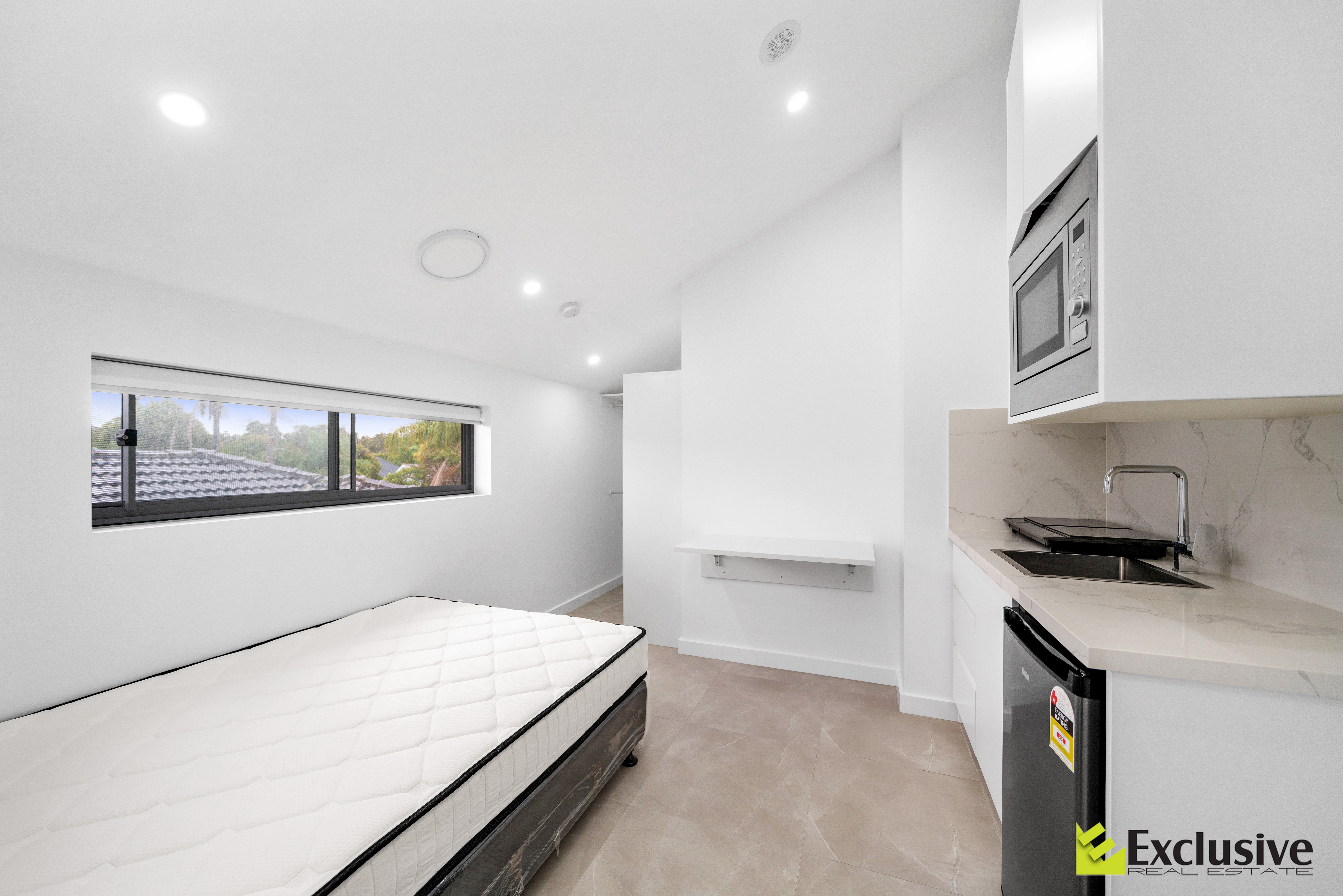 44 Henley Road, Homebush West