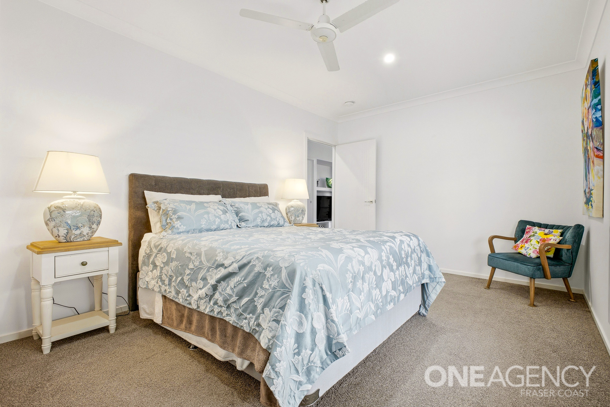 54 Ronaldo Way, Urangan