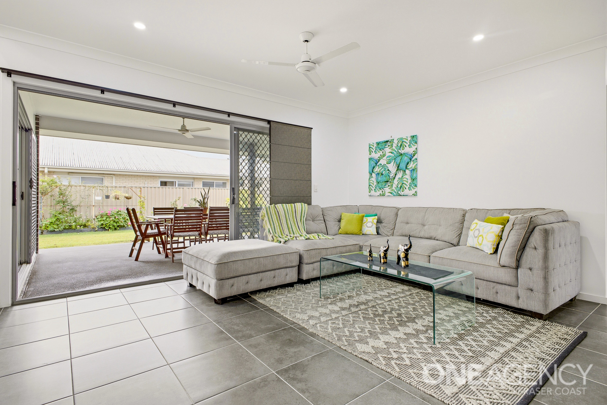 54 Ronaldo Way, Urangan