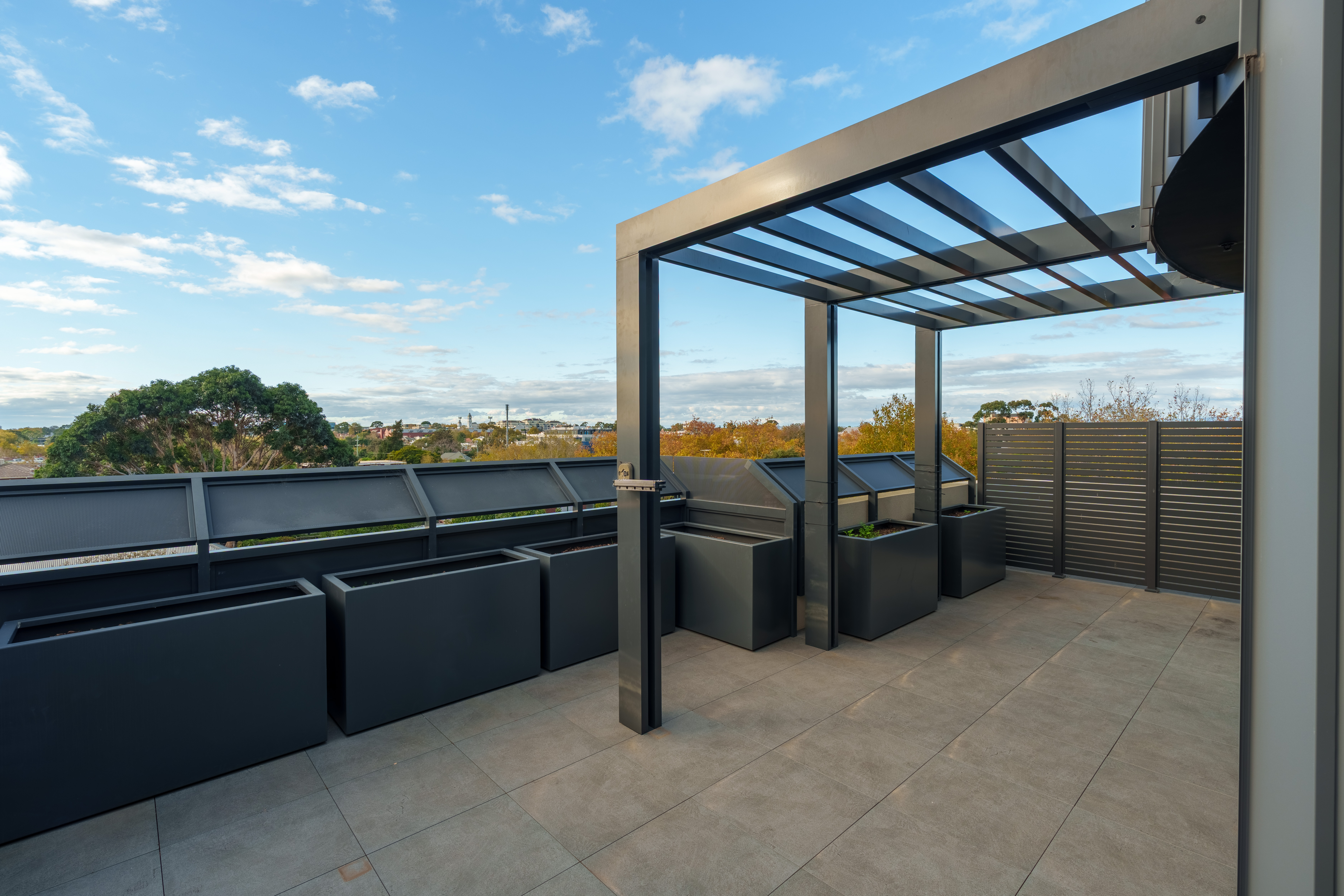 Sunny & Spacious 3-Bedroom in Armadale