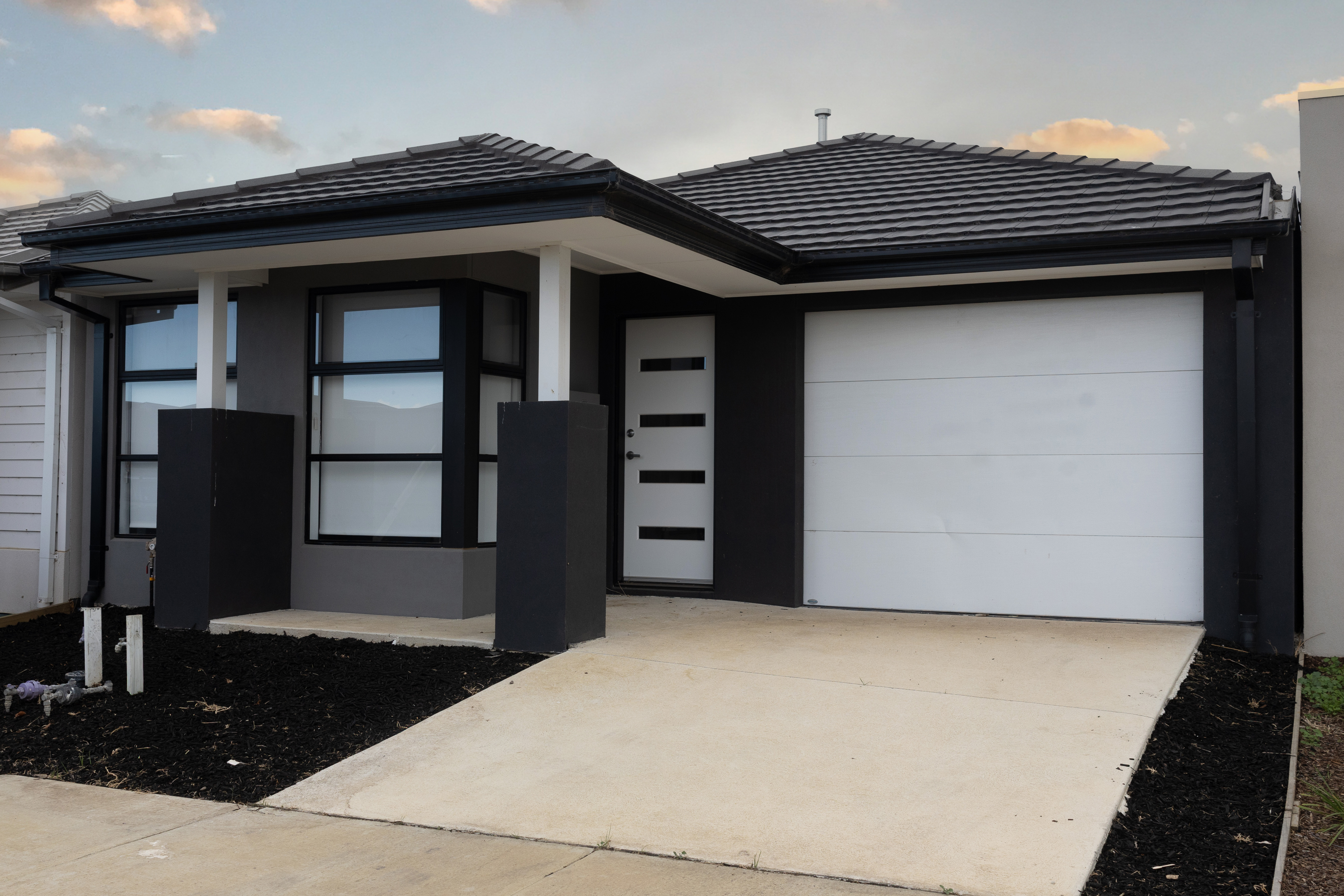 Listing image for 37 Wylie Street, CHARLEMONT  VIC  3217
