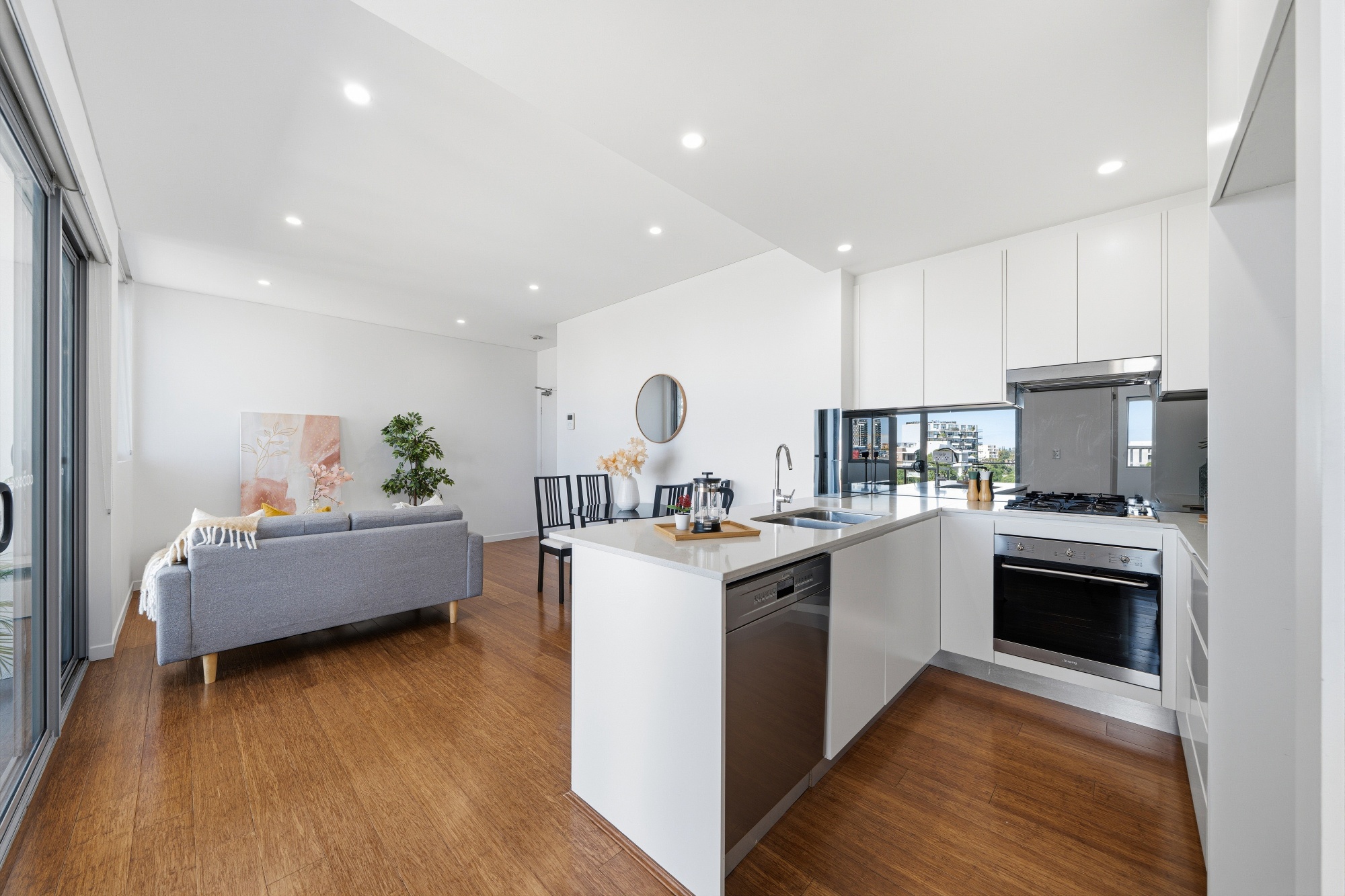 503 / 19-23 Short Street, Homebush