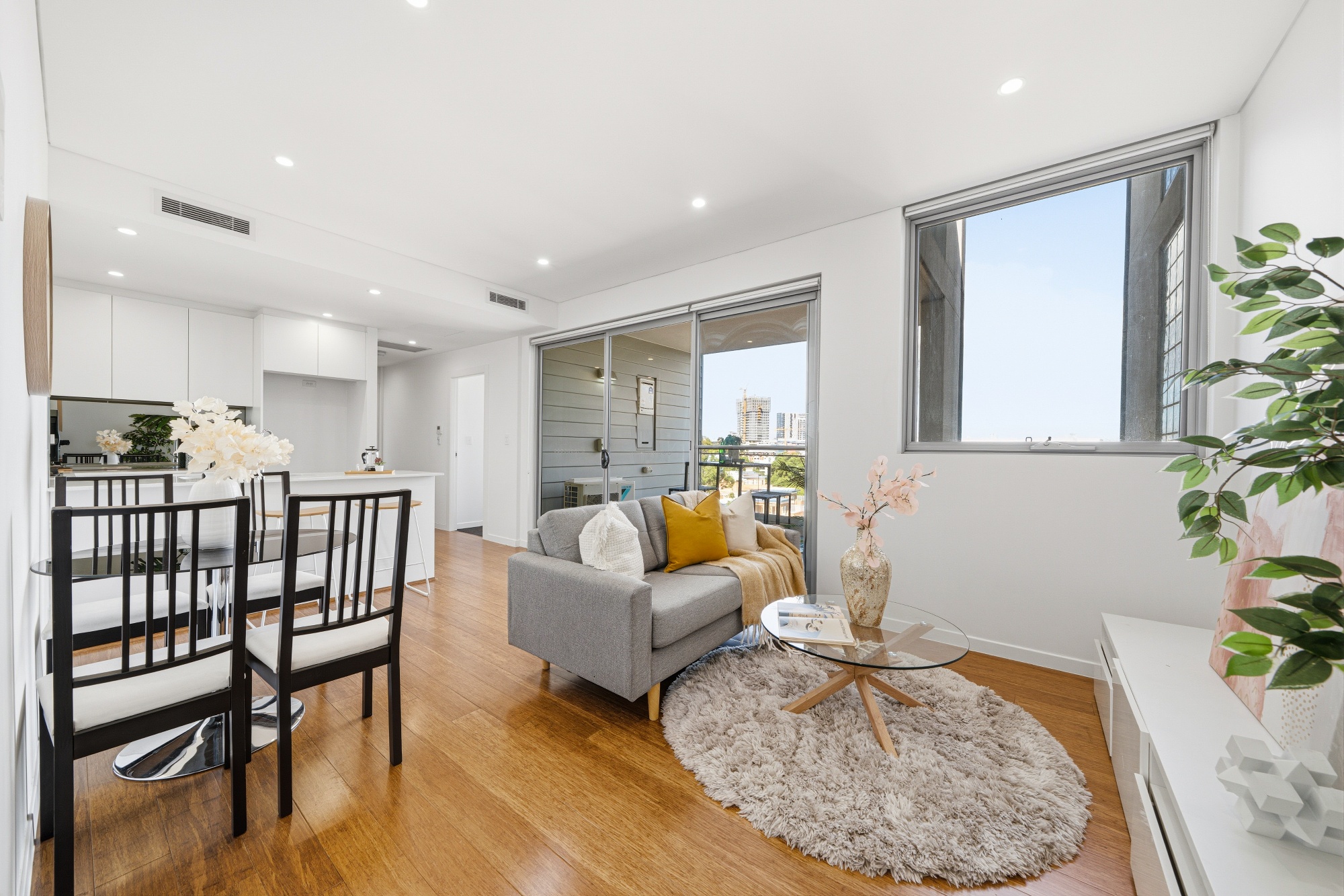 503 / 19-23 Short Street, Homebush