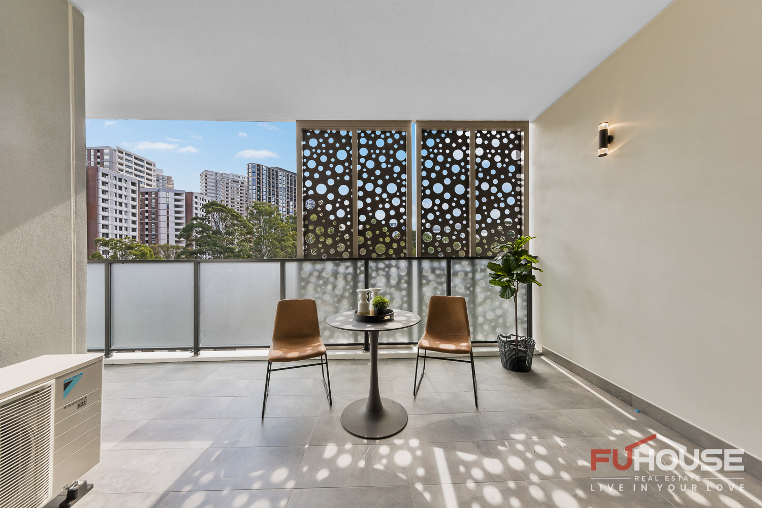 606 / 9 Peach Tree Road - Main View 15