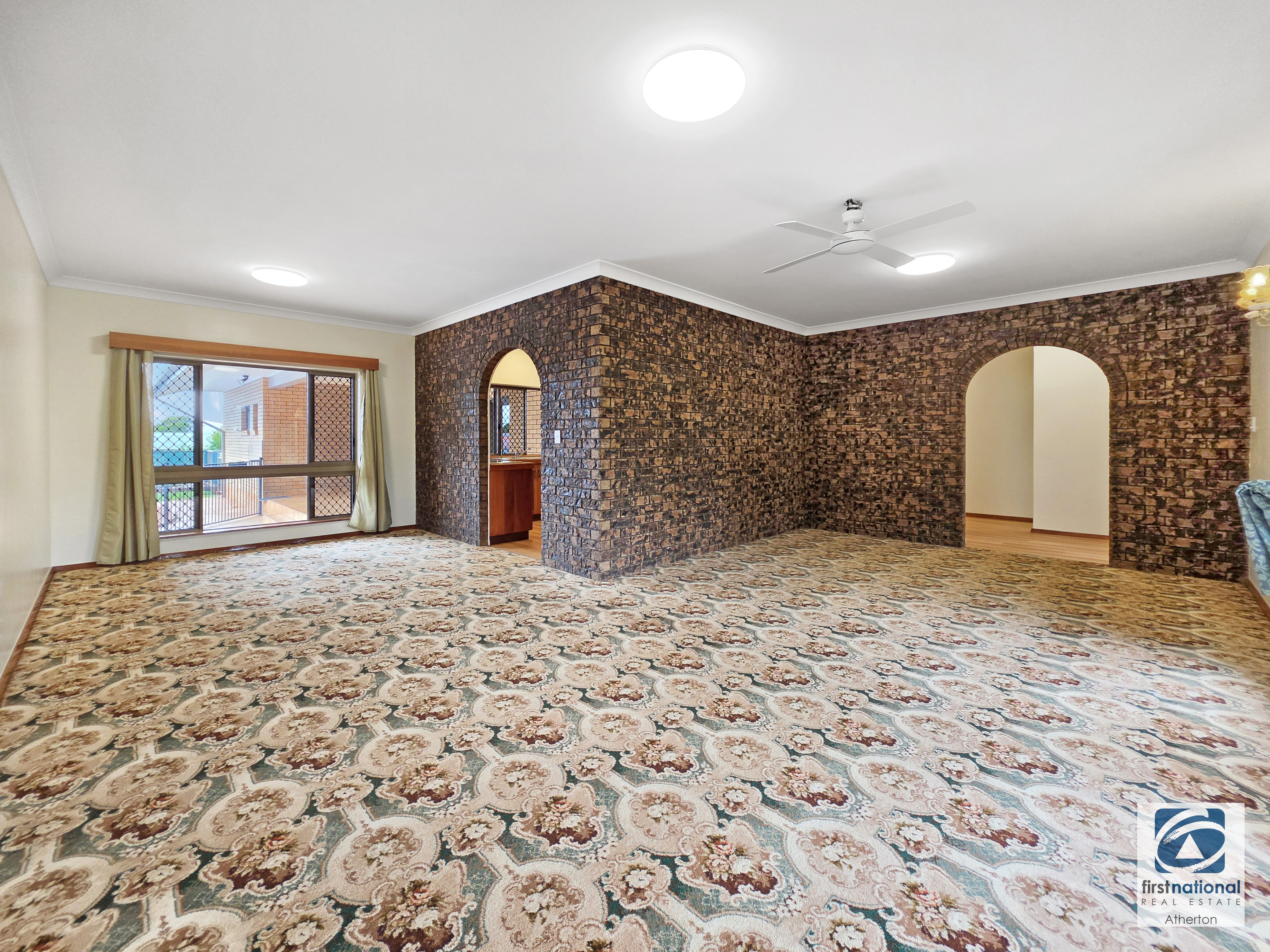 30 Rita Circuit, Atherton