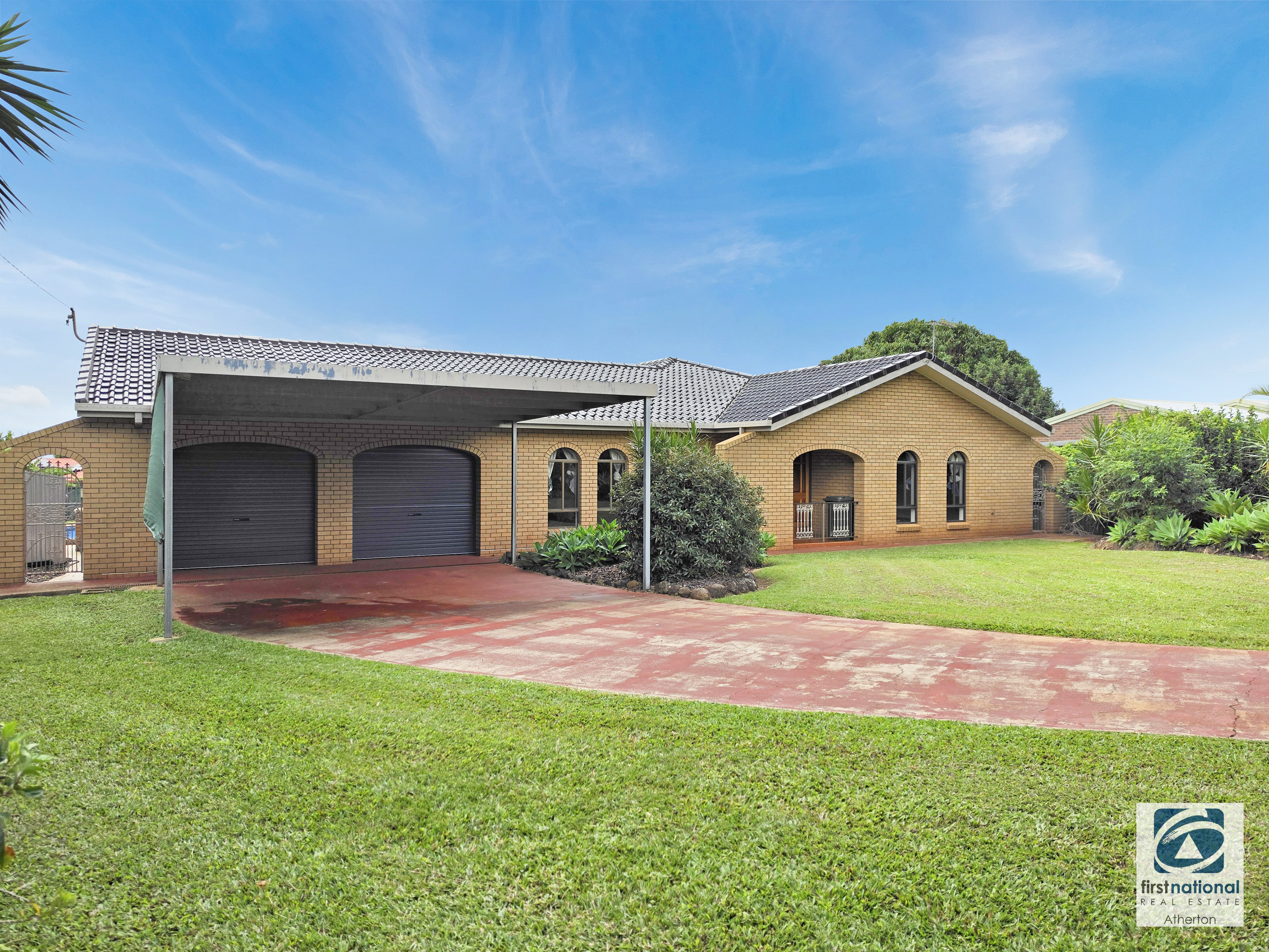 30 Rita Circuit, Atherton