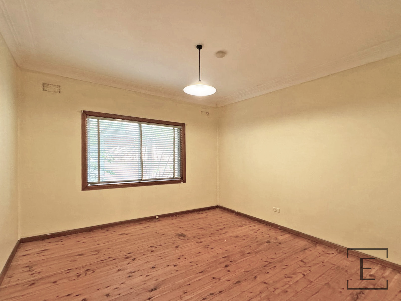 15 Mamre Road , St Marys