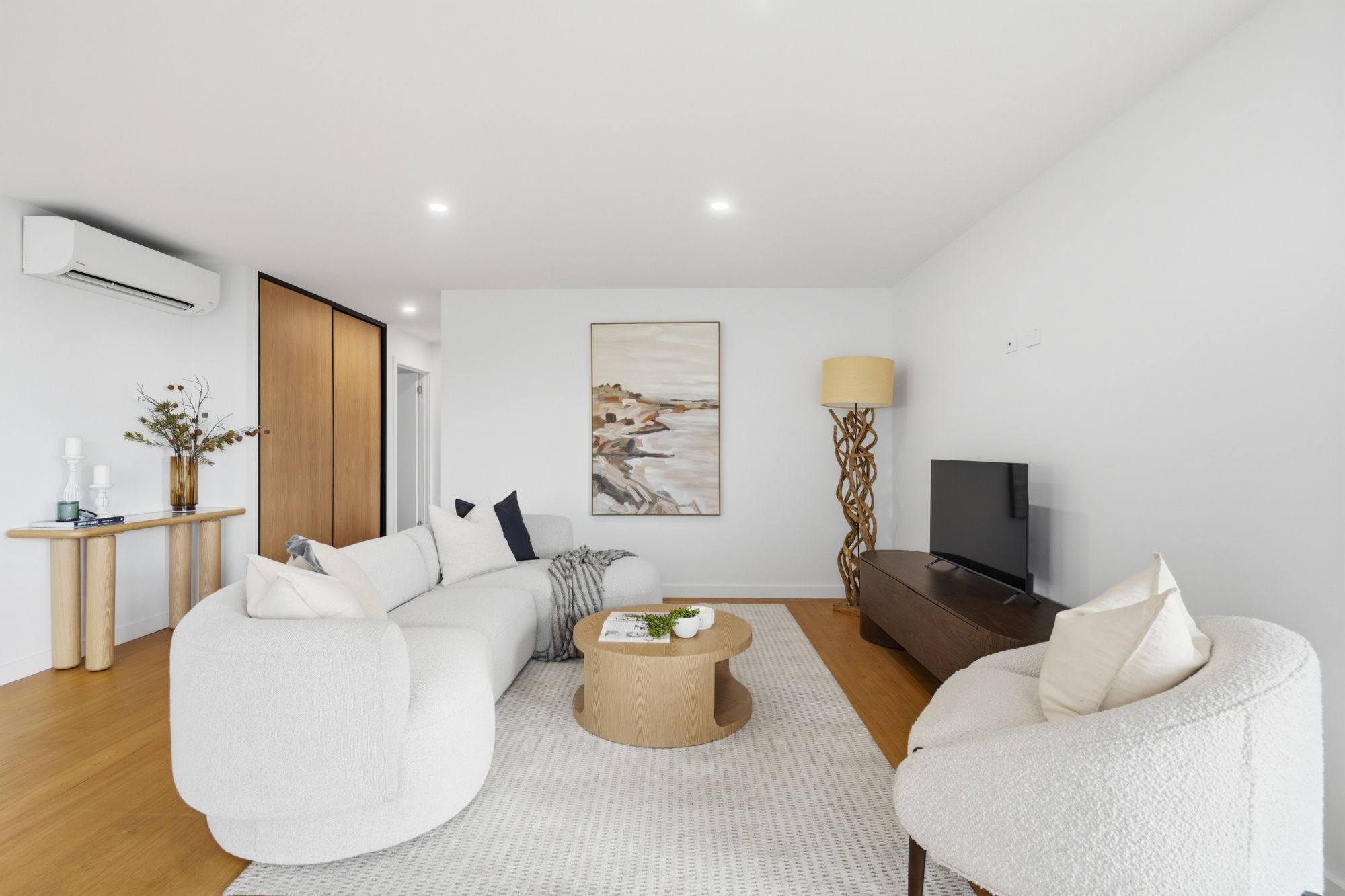 1 / 20B Frances Street, Bridport